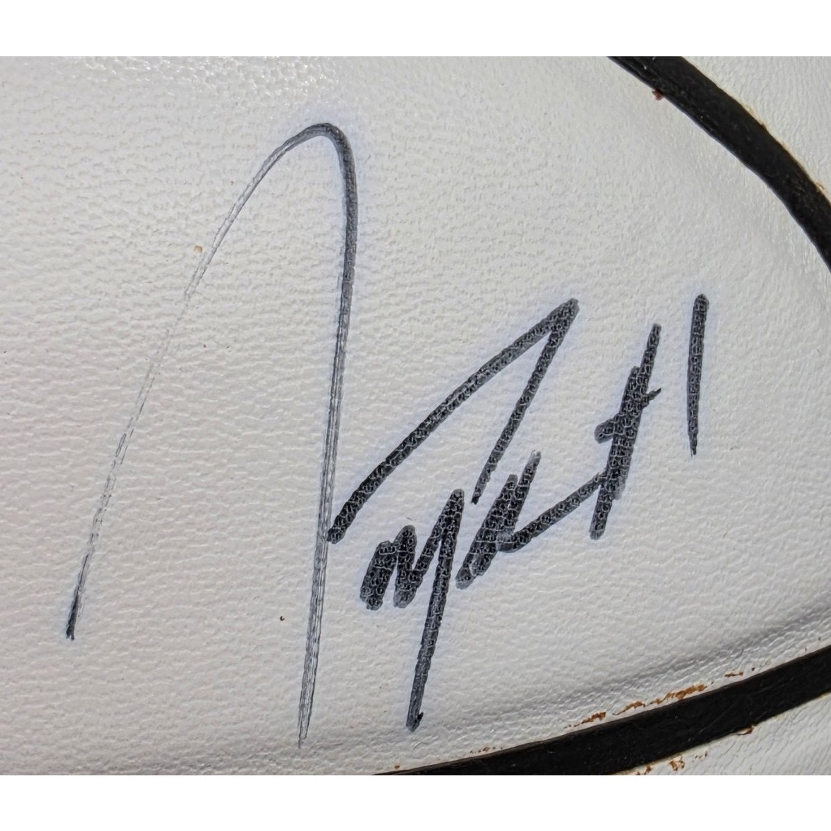 2010-11 Kentucky Wildcats Team Autographed Nike Basketball Calipari Photo Case