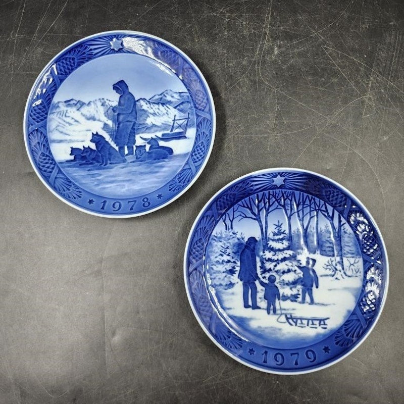 Royal Copenhagen Christmas Plates Full Set 1970–1979 | Blue & White Porcelain | Danish Holiday Collectables