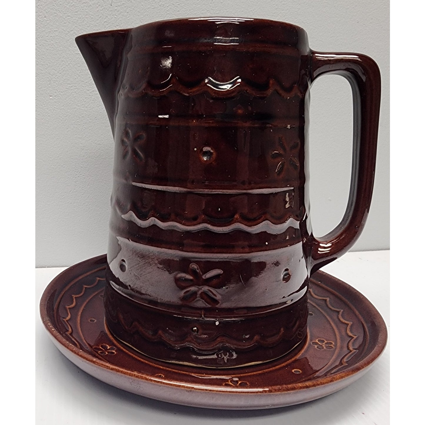Marcrest Daisy Dot Brown Stoneware Pitcher & 9.5" Plate Ovenproof USA Vintage