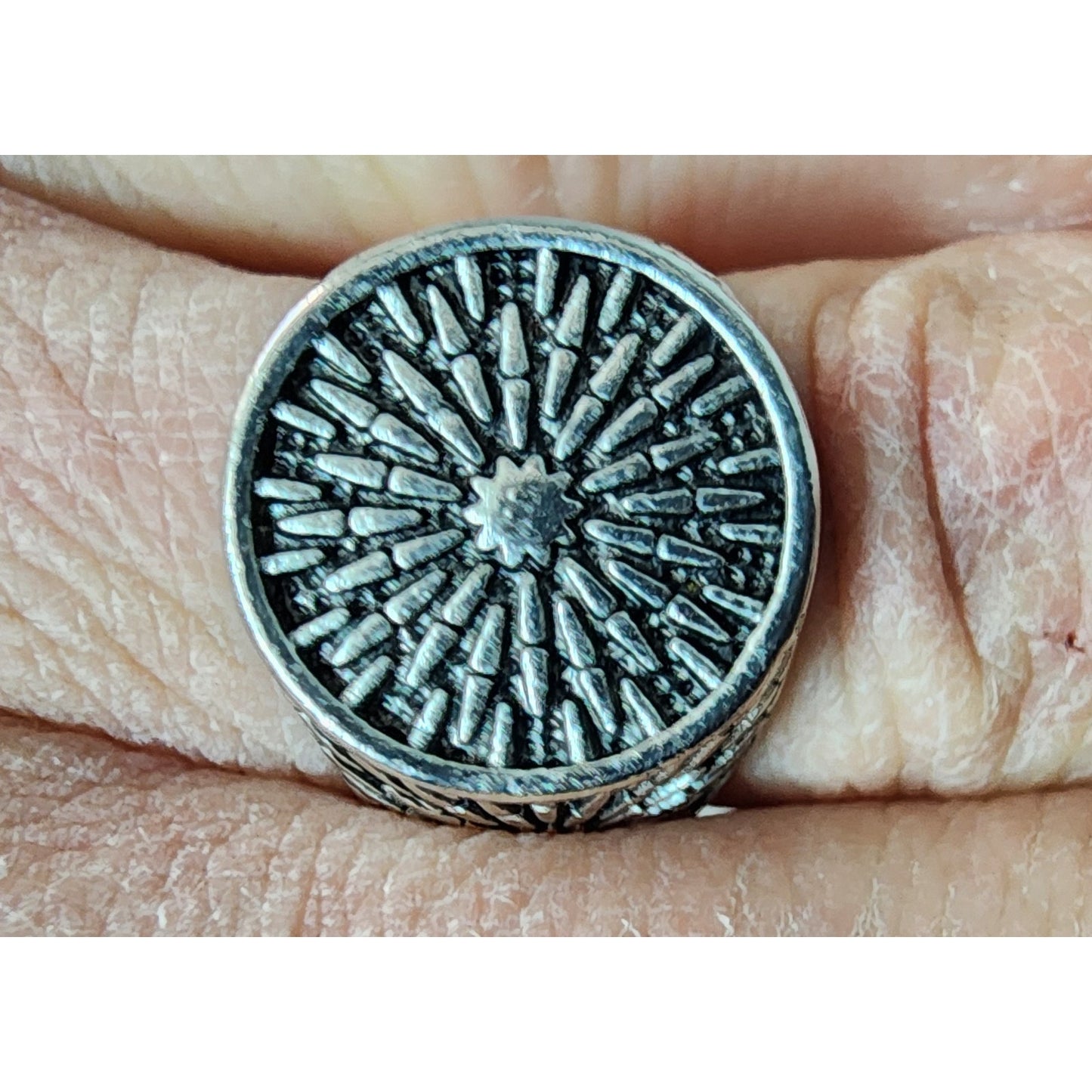 Modern VTG Stainless Steel Ring Size 9.5 Sunburst Engraved Bold Statement Band