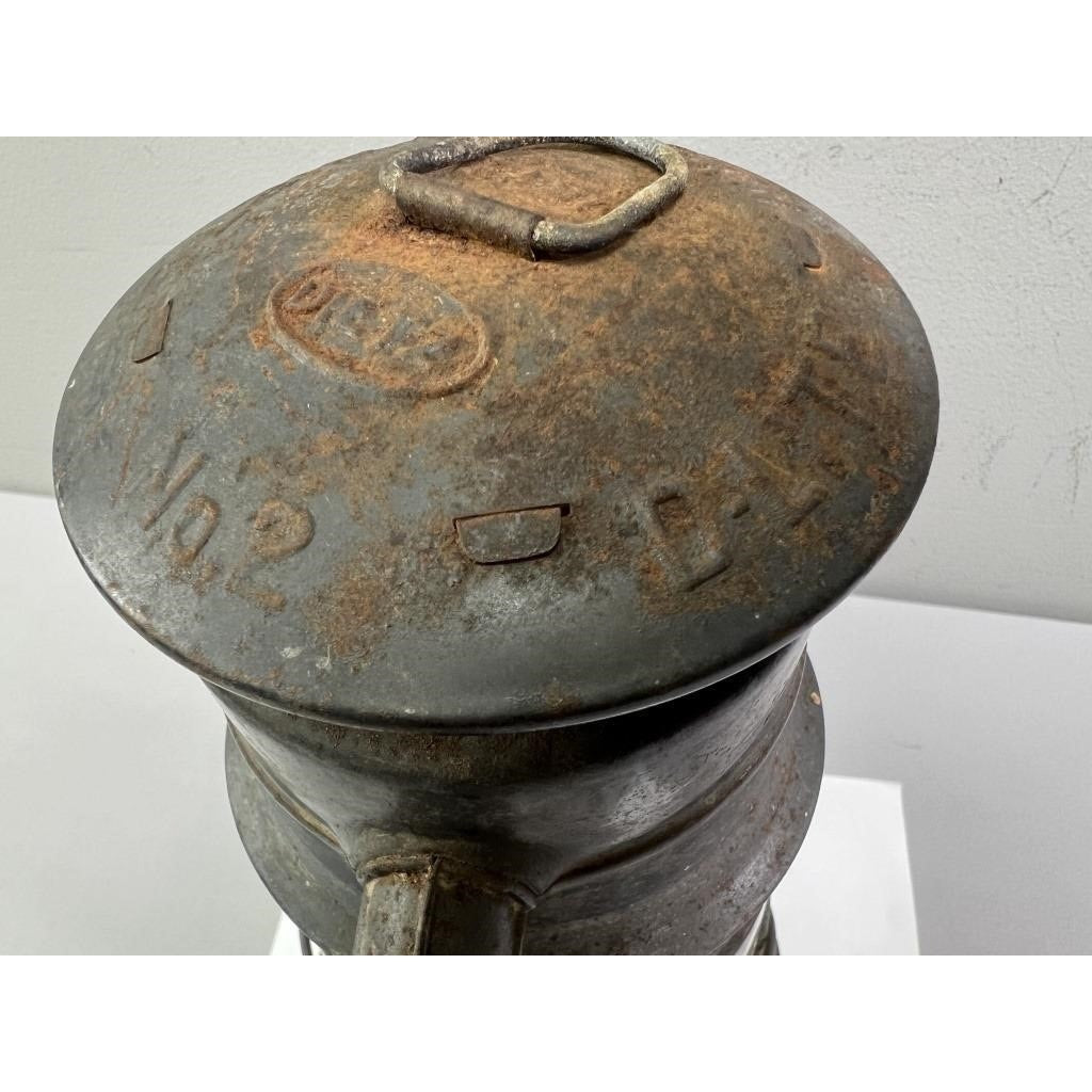Vintage Dietz No.2 D-Lite Railroad Lantern Made in USA Loc Nob 14″ H