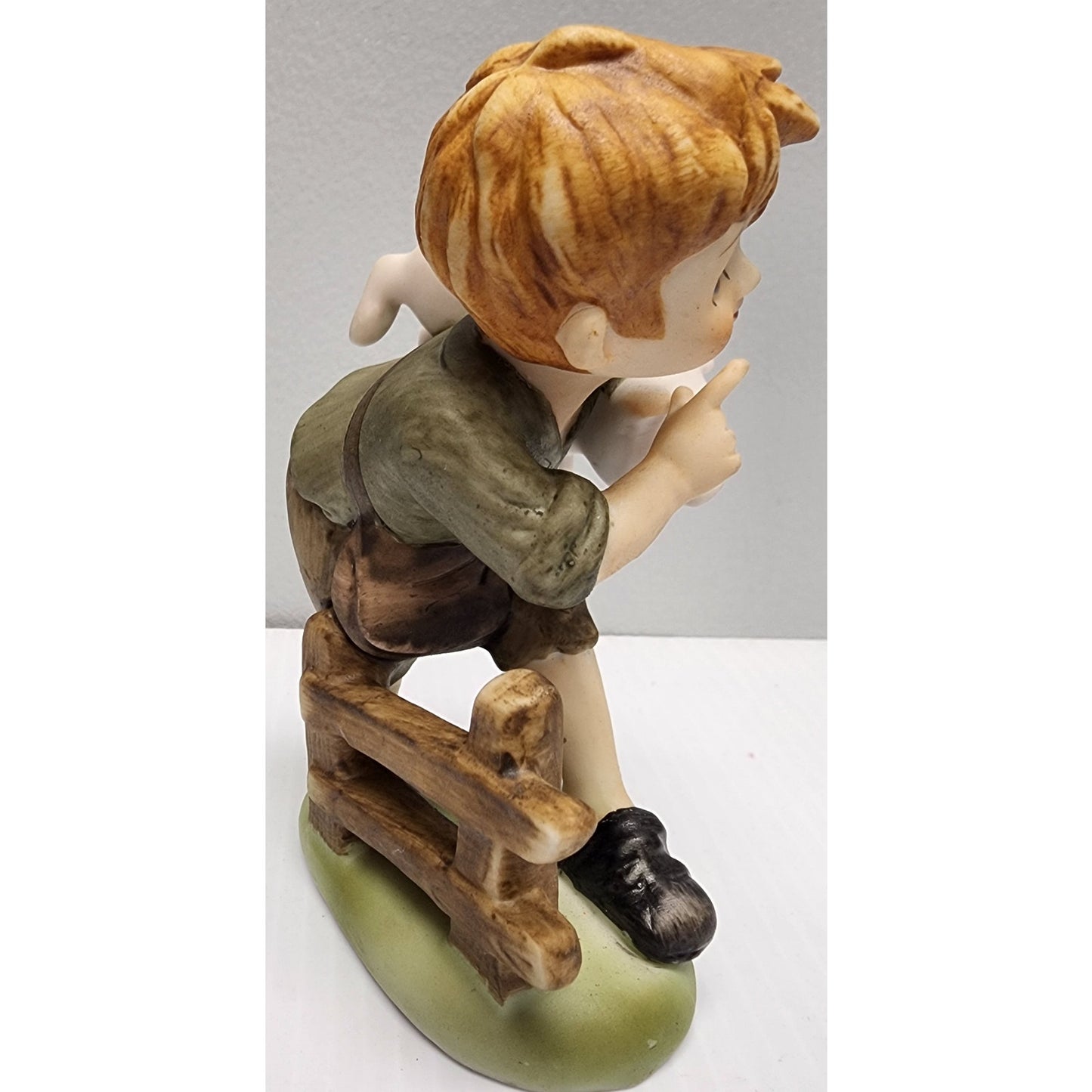 Vintage Norcrest Japan Boy & Girl Figurine Pair Hand Painted 4.75" Collectible