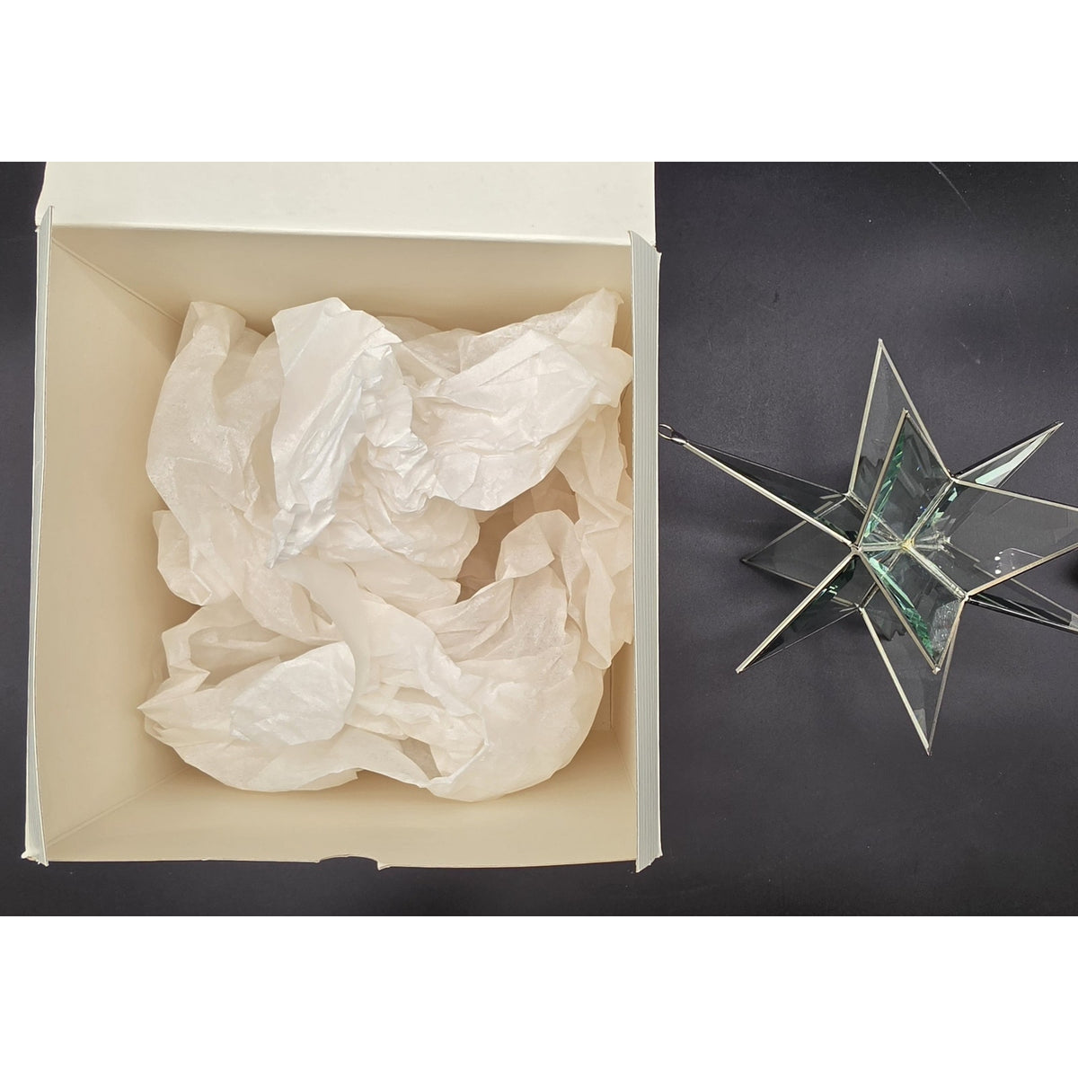Vintage Artique Lexington Beveled Jade Glass 3D Moravian Star Suncatcher Boxed