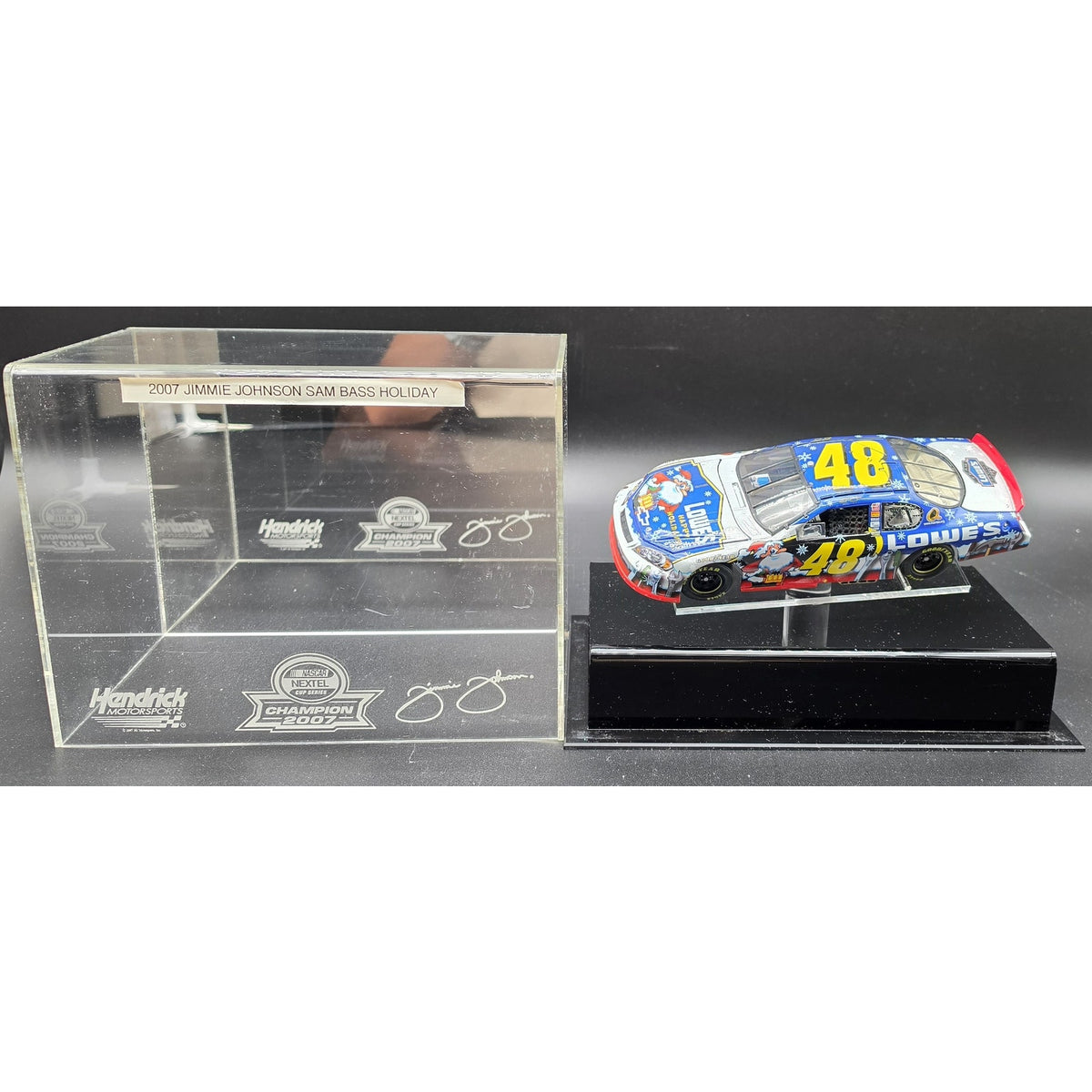 2007 Jimmie Johnson Sam Bass Holiday #48 Diecast Monte Carlo SS Display Case