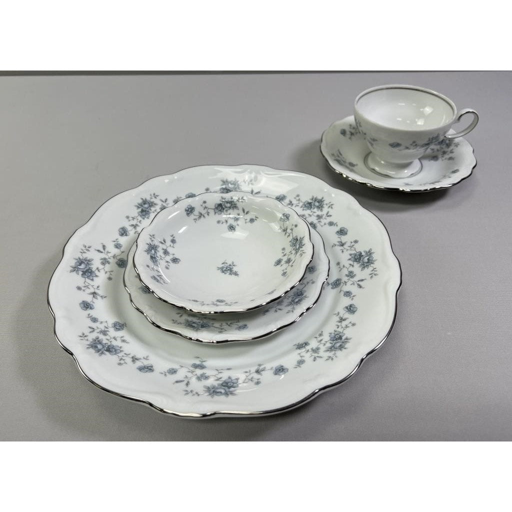Johann Haviland Bavaria Germany Blue Garland China Set – 16 Pc, Vintage