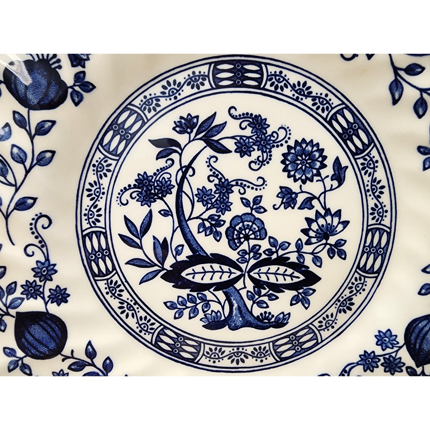Vintage Crown Clarence Saucer 6.75" Blue & White Floral England – Excellent