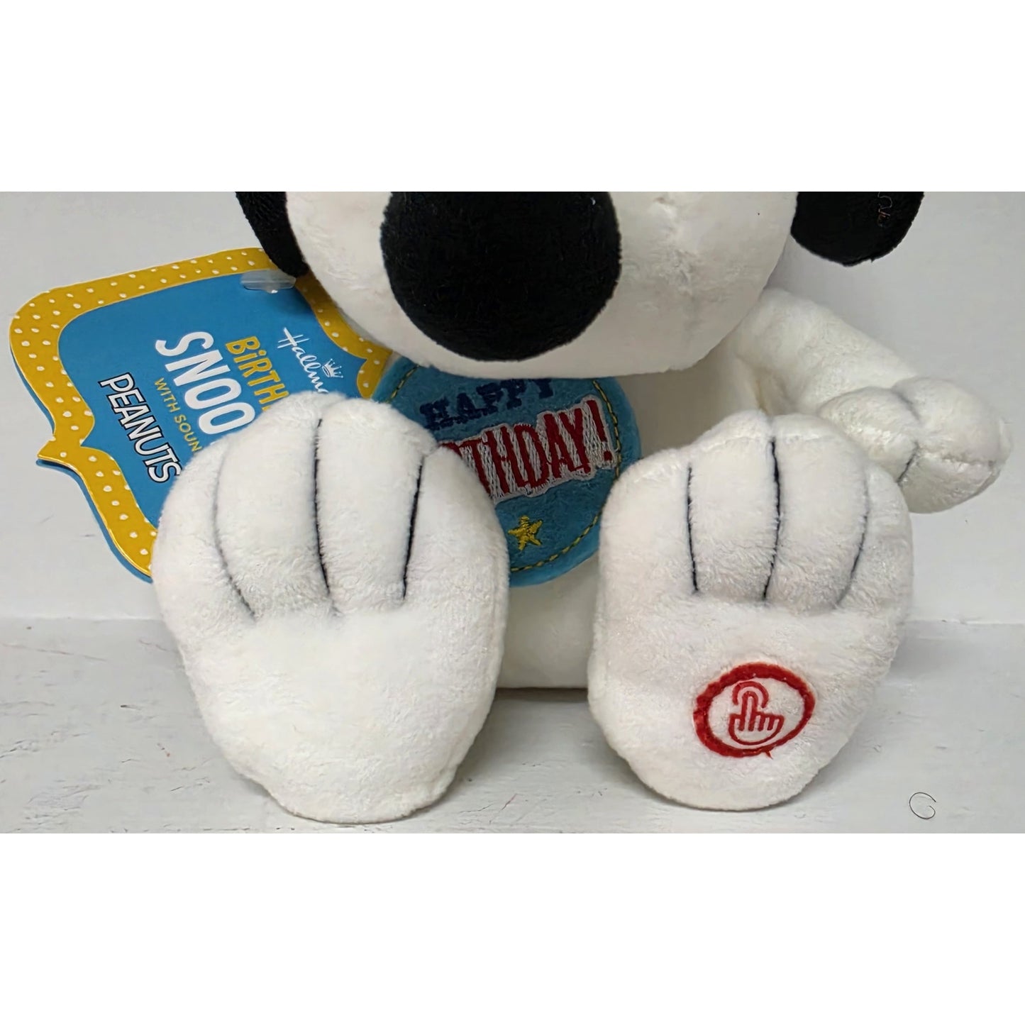 Hallmark Peanuts 2014 Birthday Snoopy Plush – Sound Off, Clean & Adorable