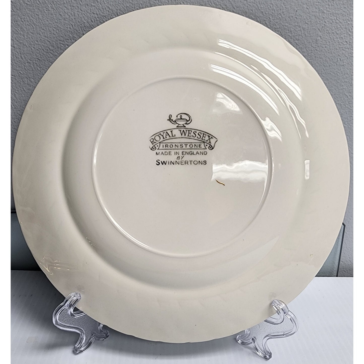 Royal Wessex Ironstone Ambassador 4 Dinner Plates Gold Gilt Scalloped England