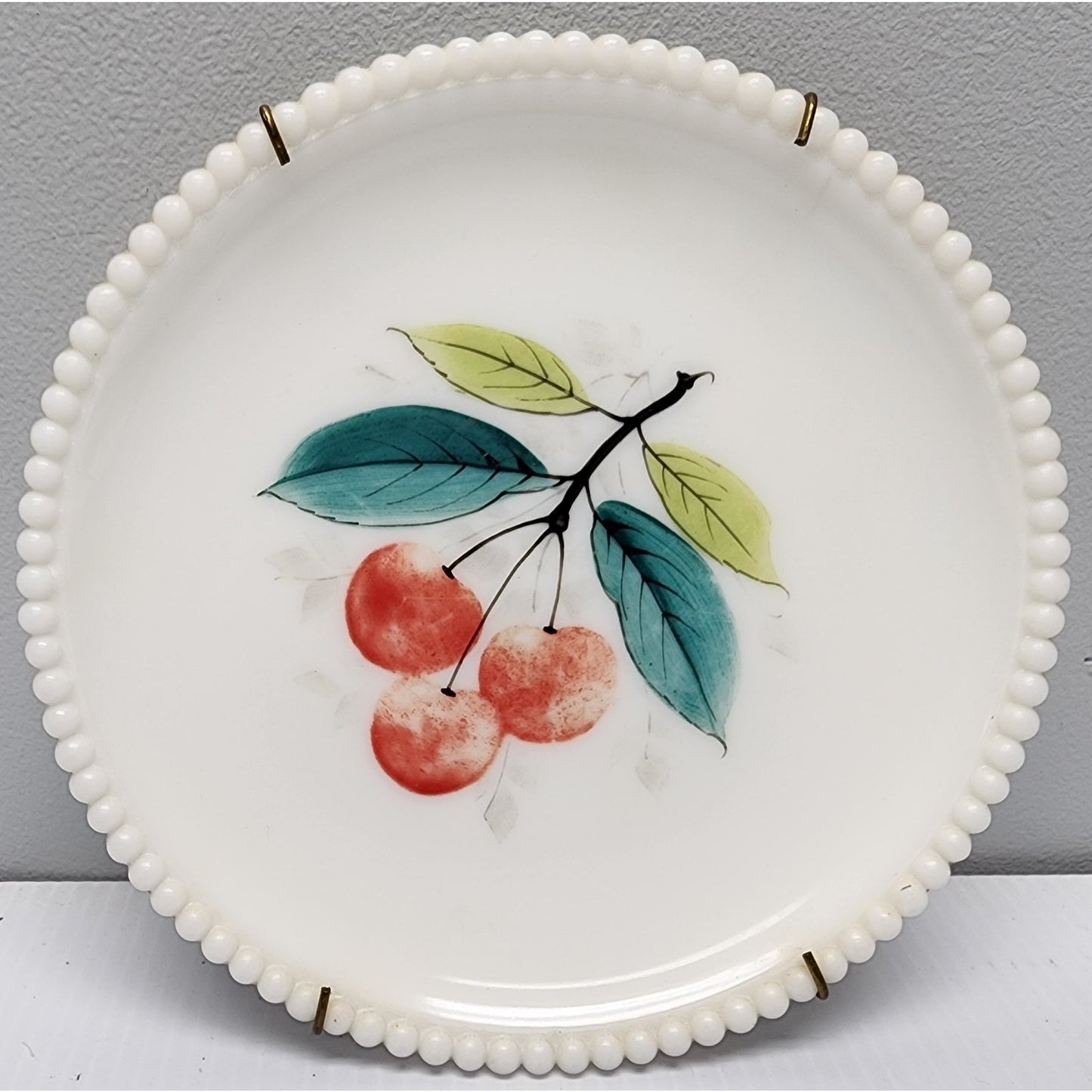 VTG Westmoreland Milk Glass Beaded Edge Fruit Plates 5 Set, Hand Painted, 7.5"