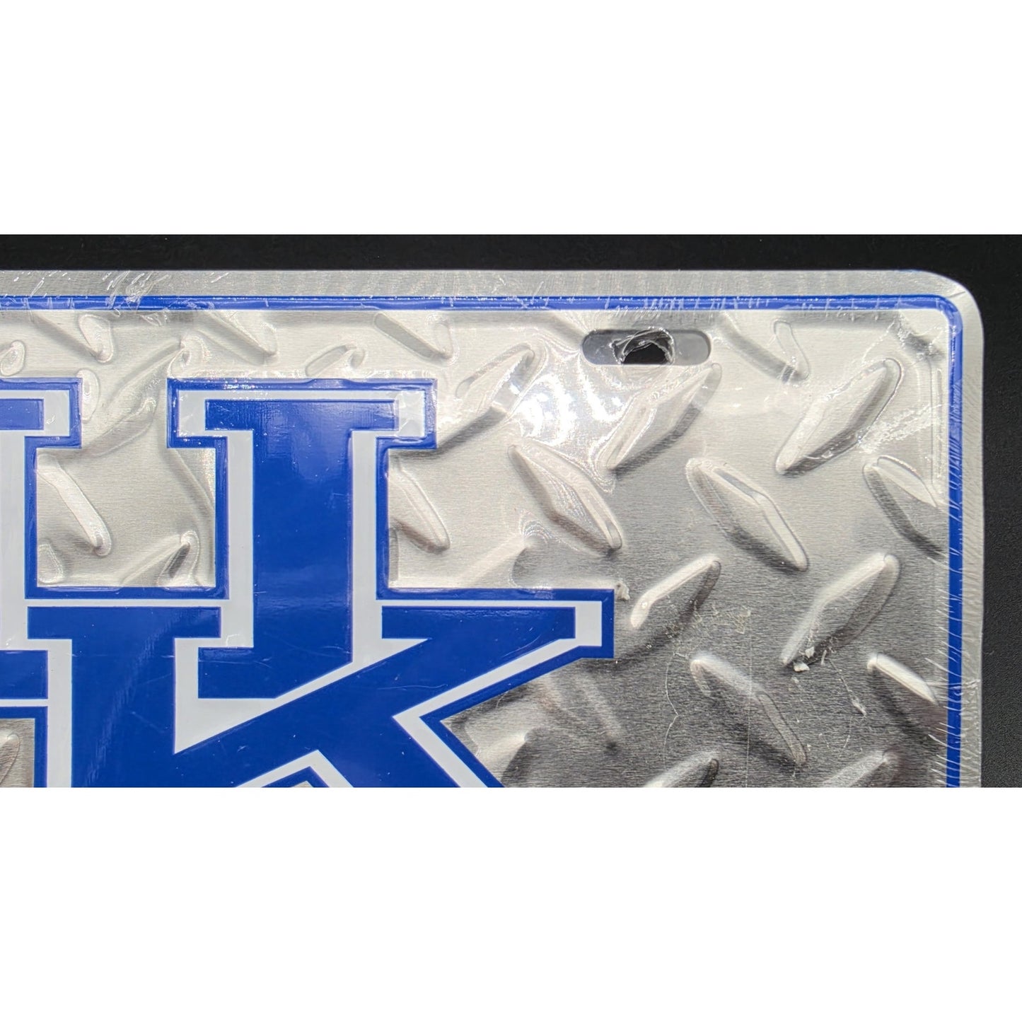 Vintage UK Wildcats Metal License Plate 6x12 New Wrap Diamond‑Stamp Licensed