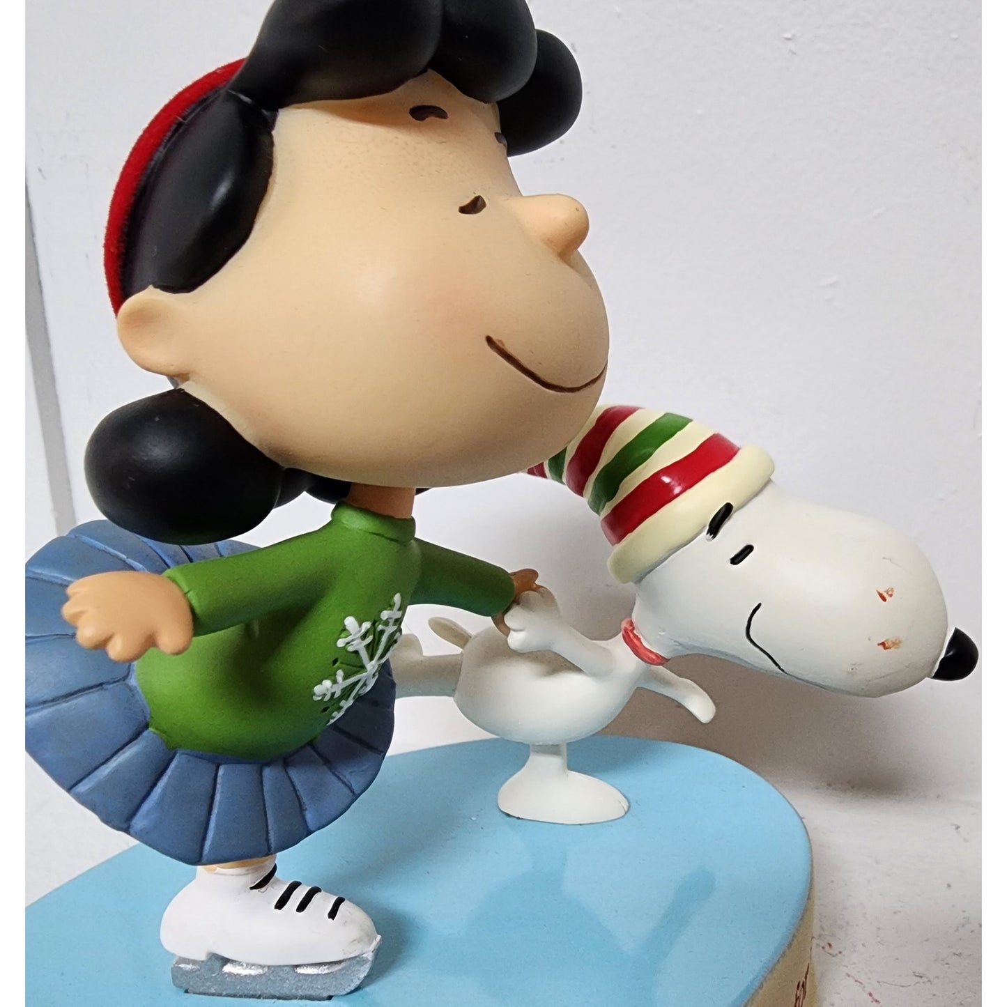 Hallmark Peanuts Lucy Snoopy Skating Figurine & Snoopy Xmas Countdown Clock