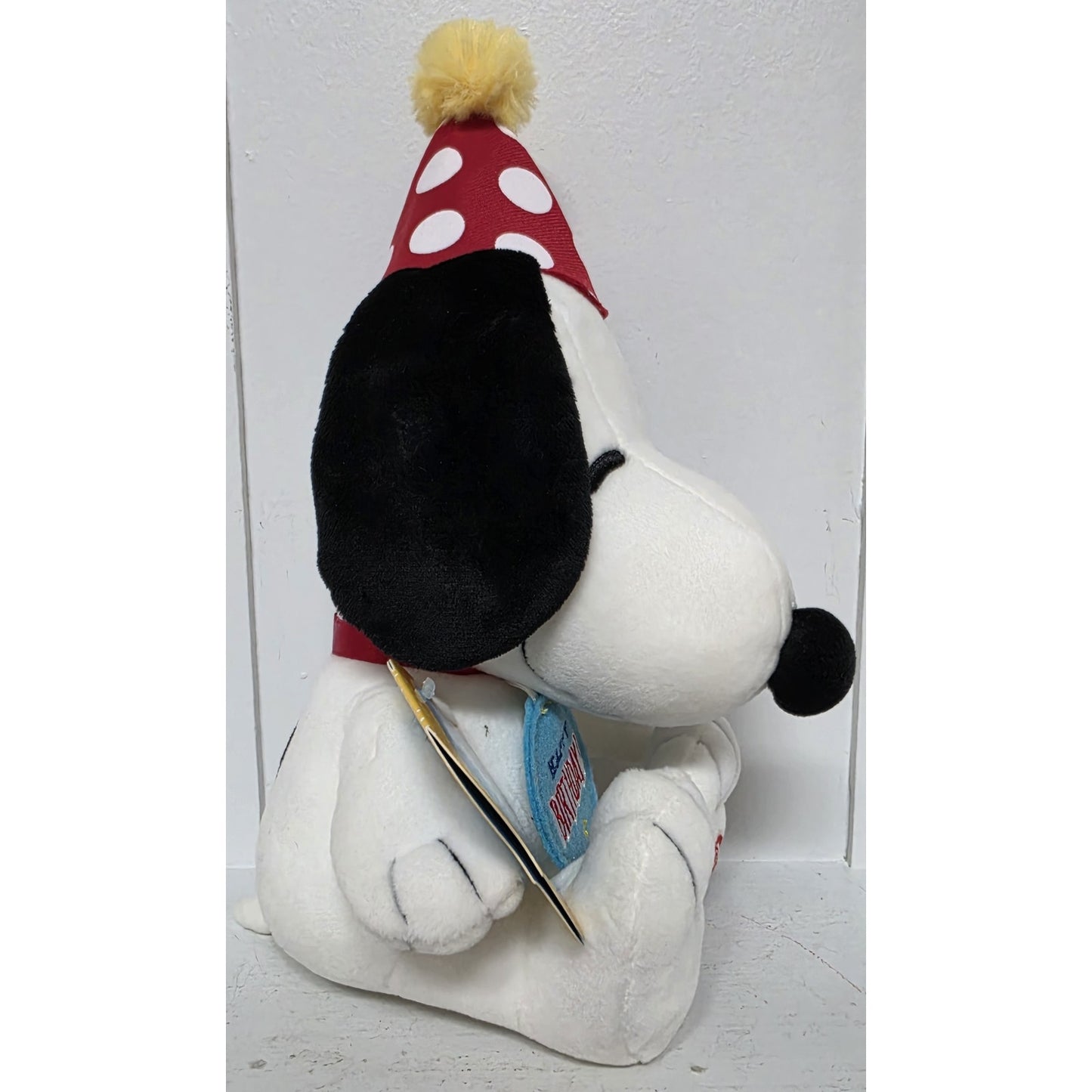 Hallmark Peanuts 2014 Birthday Snoopy Plush – Sound Off, Clean & Adorable