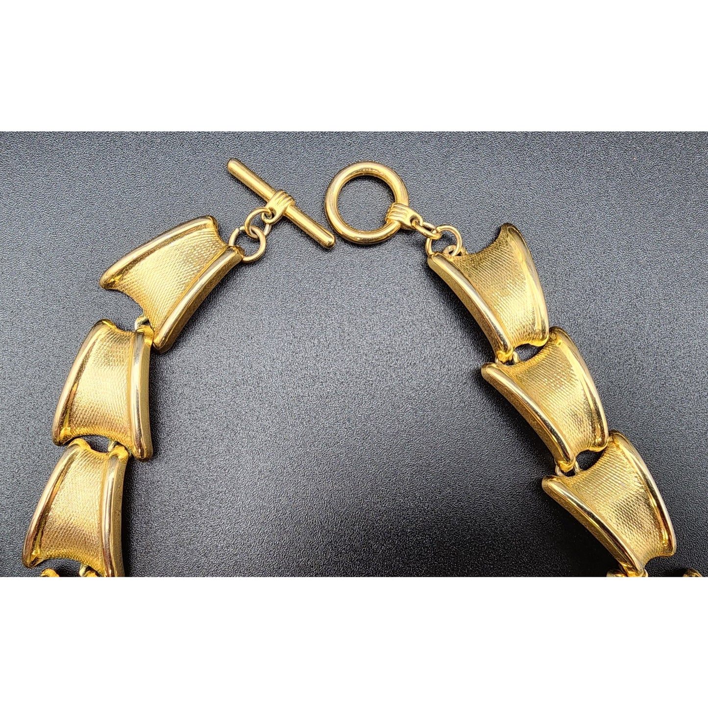 Lot of 4 Vintage Gold Tone Necklaces Mixed Styles Elegant Women’s Jewelry