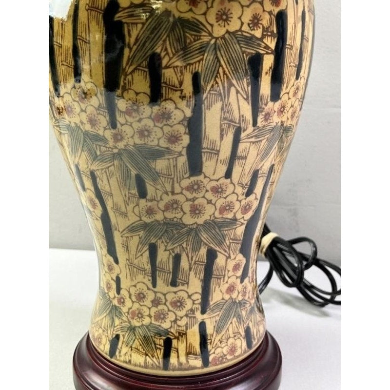 Asian Style Ceramic Table Lamp Bamboo Floral Motif 25”H w/ Shade & Wood Base