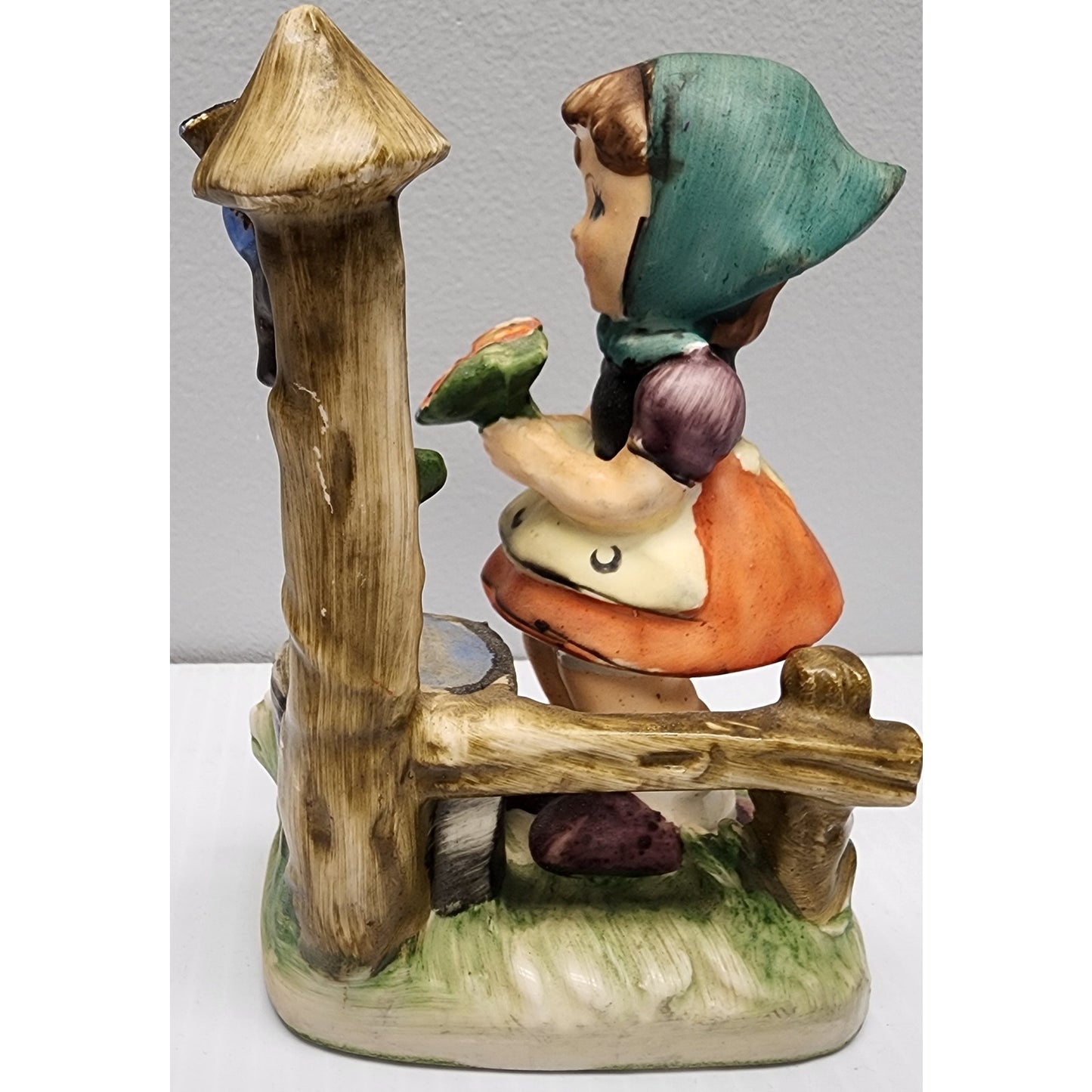 Vintage Norcrest Japan Boy & Girl Figurine Pair Hand Painted 4.75" Collectible