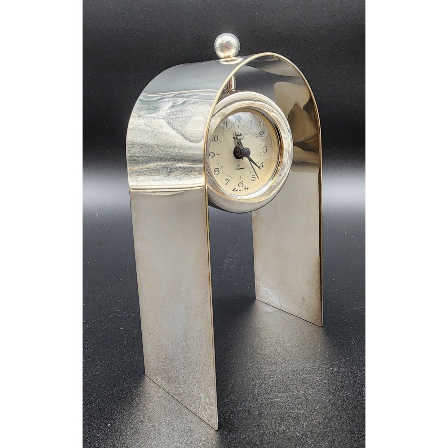 Vintage Italian Brass Arch Desk Clock – Quartz, Sculptural Design, Works Perfectly