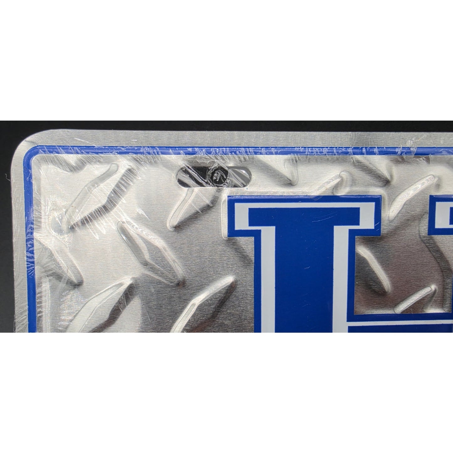 Vintage UK Wildcats Metal License Plate 6x12 New Wrap Diamond‑Stamp Licensed