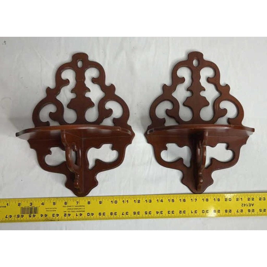 Vintage Butler Scroll Cut Wood Wall Shelf C101 – Ornate 13" Hanging Display