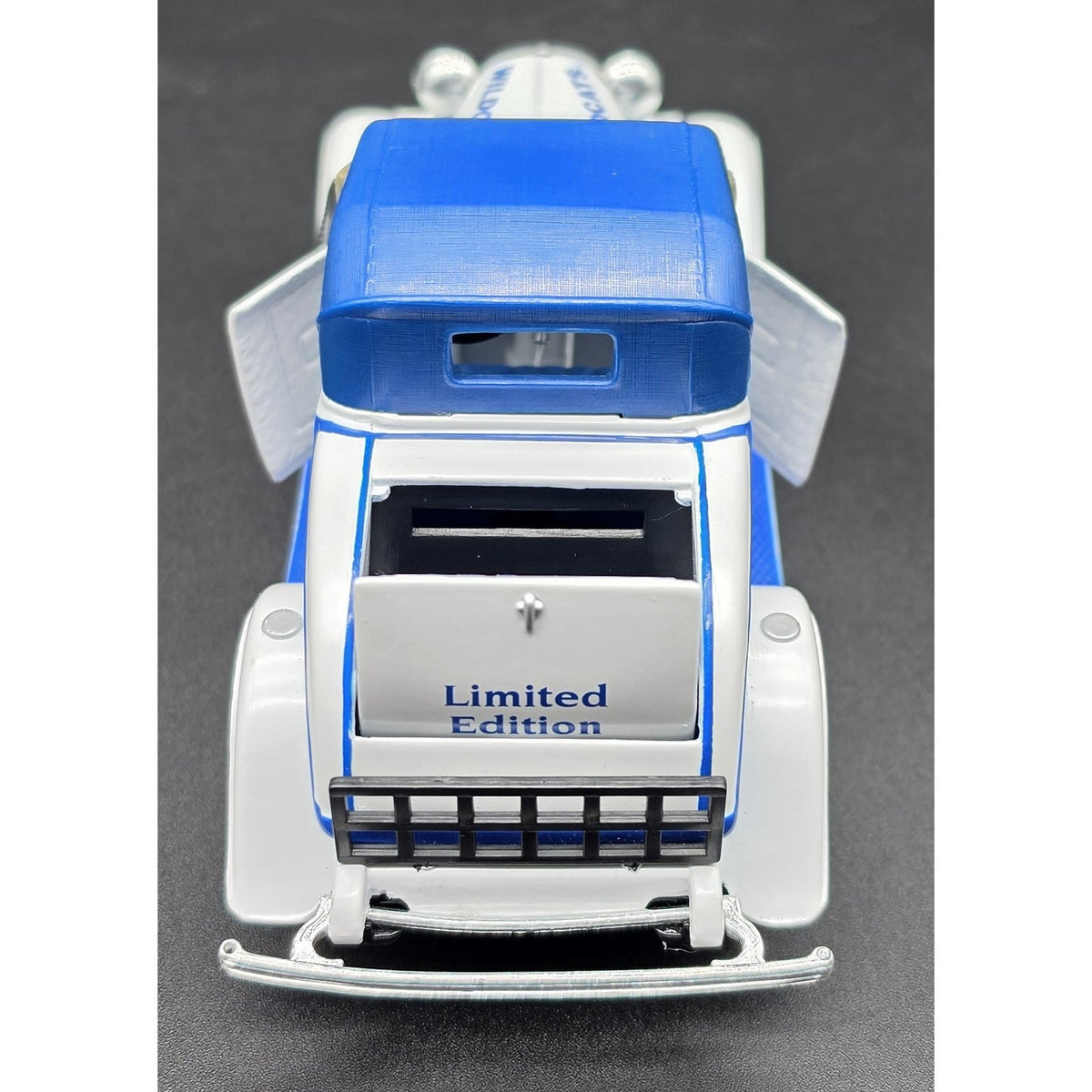 Vintage ERTL Kentucky Wildcats 1930 Ford Model A Convertible Roadster Bank Key 1:24
