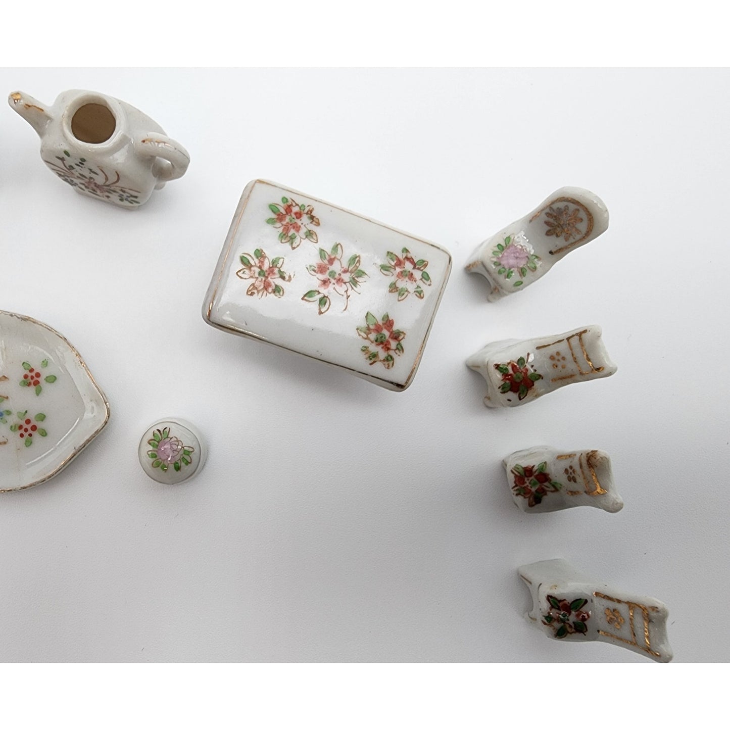 Vintage Porcelain Miniature Dollhouse Furniture Set 19pc Floral 22K Gold Japan