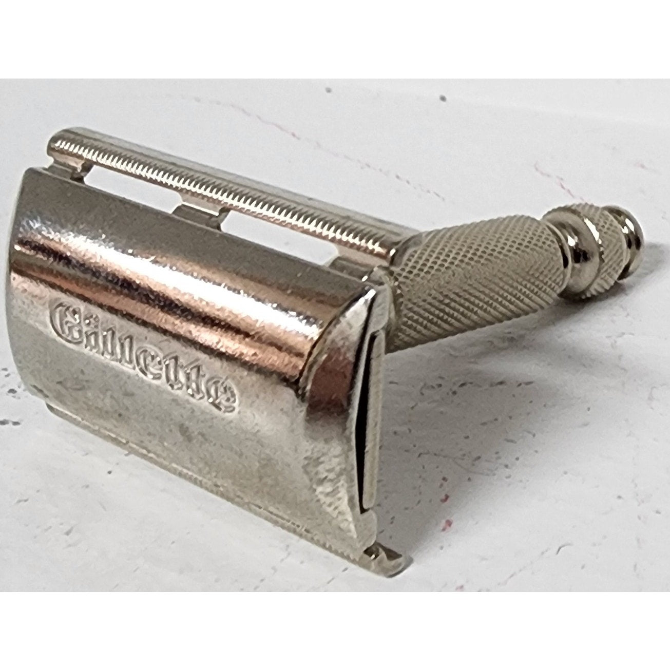 Vintage Gillette Travel Shave Kit w/ YUMA Razor Brush & Aftershave Bottle