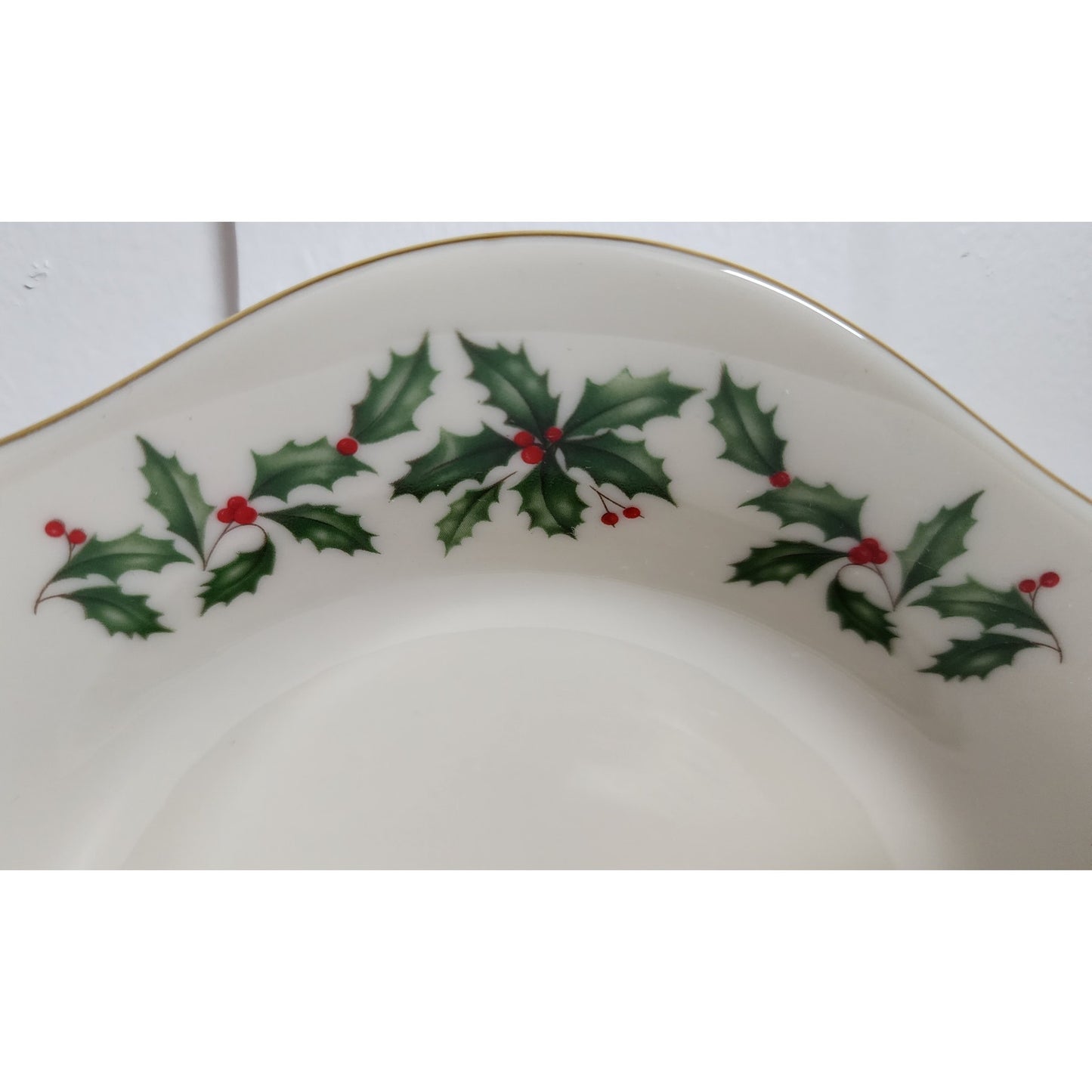 Lenox Holiday Candy Dish 24K Gold Trim Scalloped Rim w/ Box Vintage Christmas