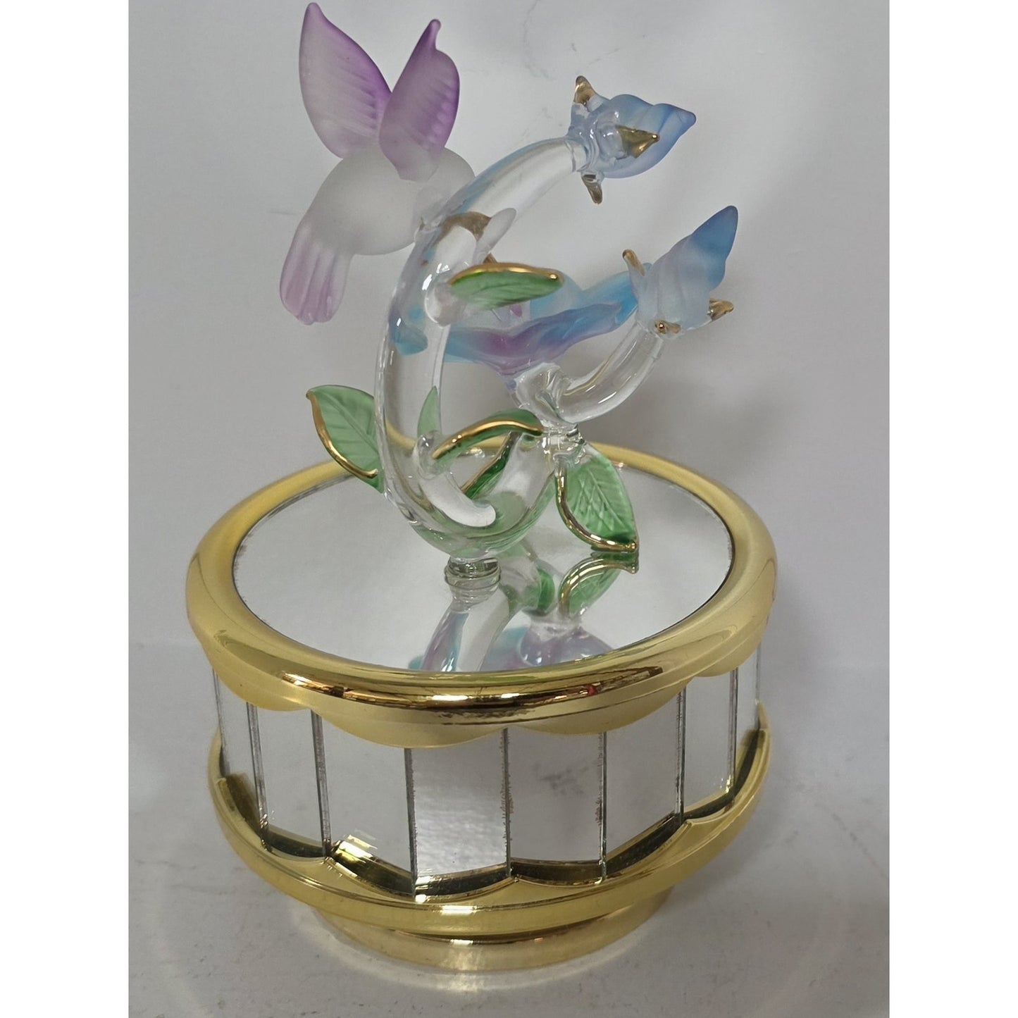 Vintage Mirrored Hummingbird Glass Art Music Box Rotating Gold Trim Plays