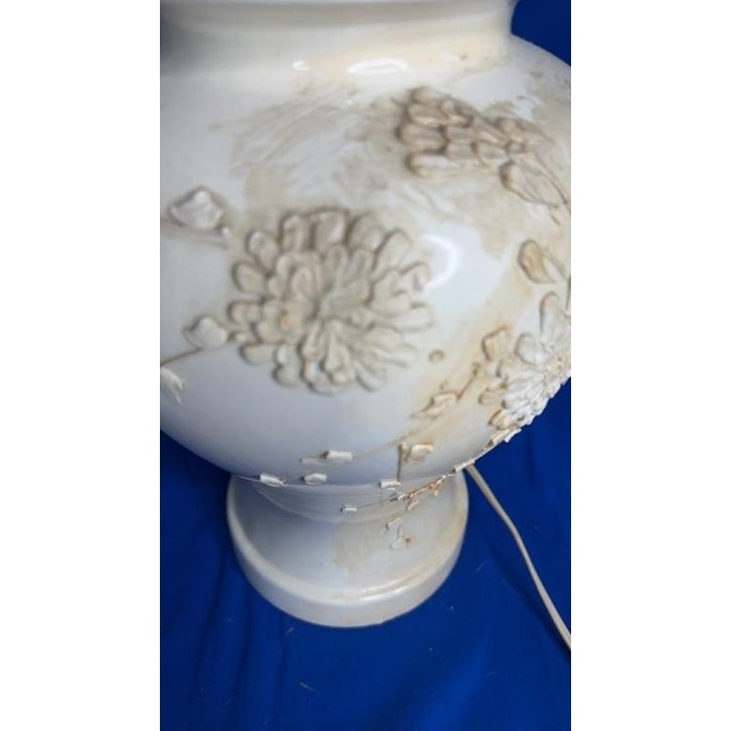 Vintage Ginger Jar Table Lamp w/ Floral Relief & Square Shade 28" Tall Works