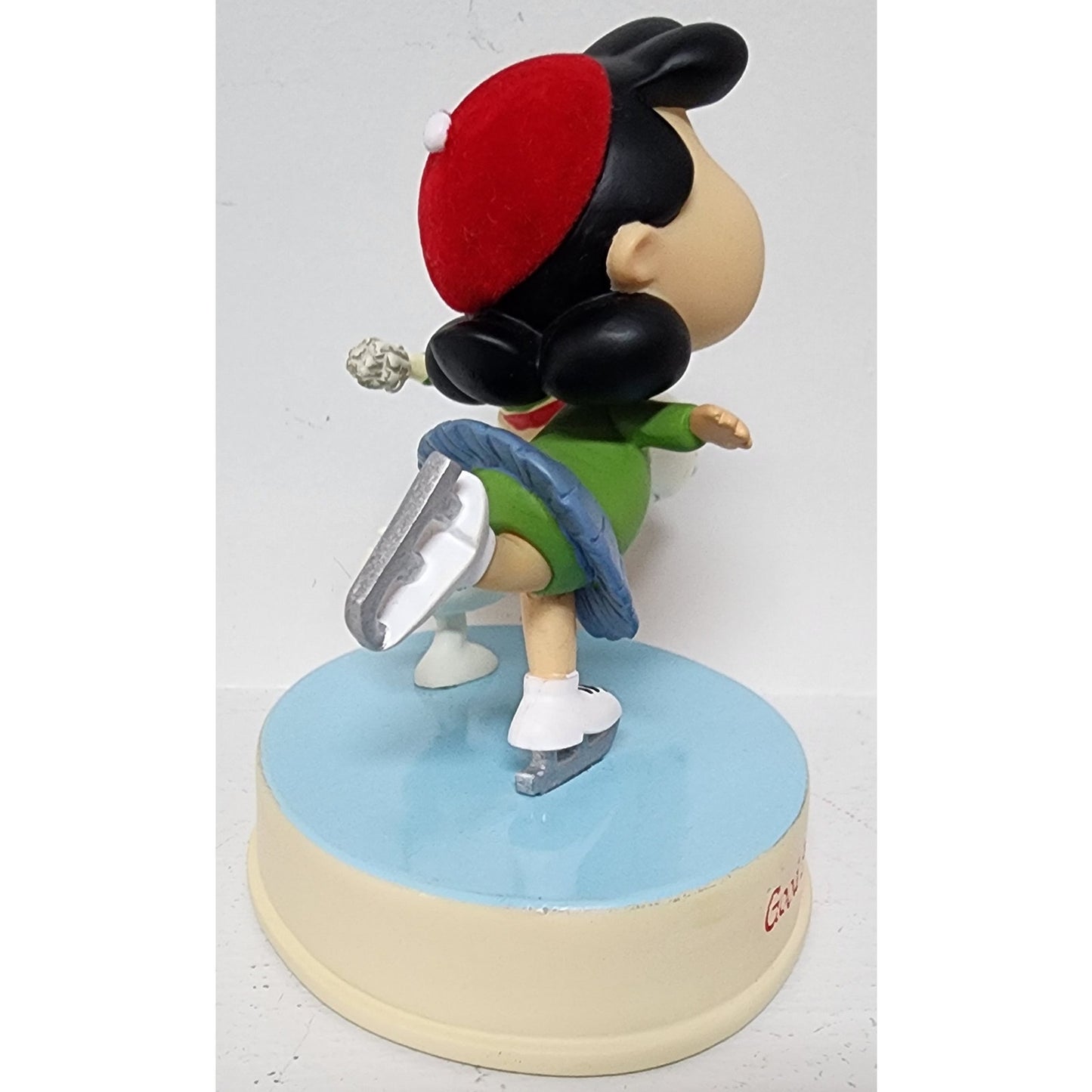 Hallmark Peanuts Lucy Snoopy Skating Figurine & Snoopy Xmas Countdown Clock