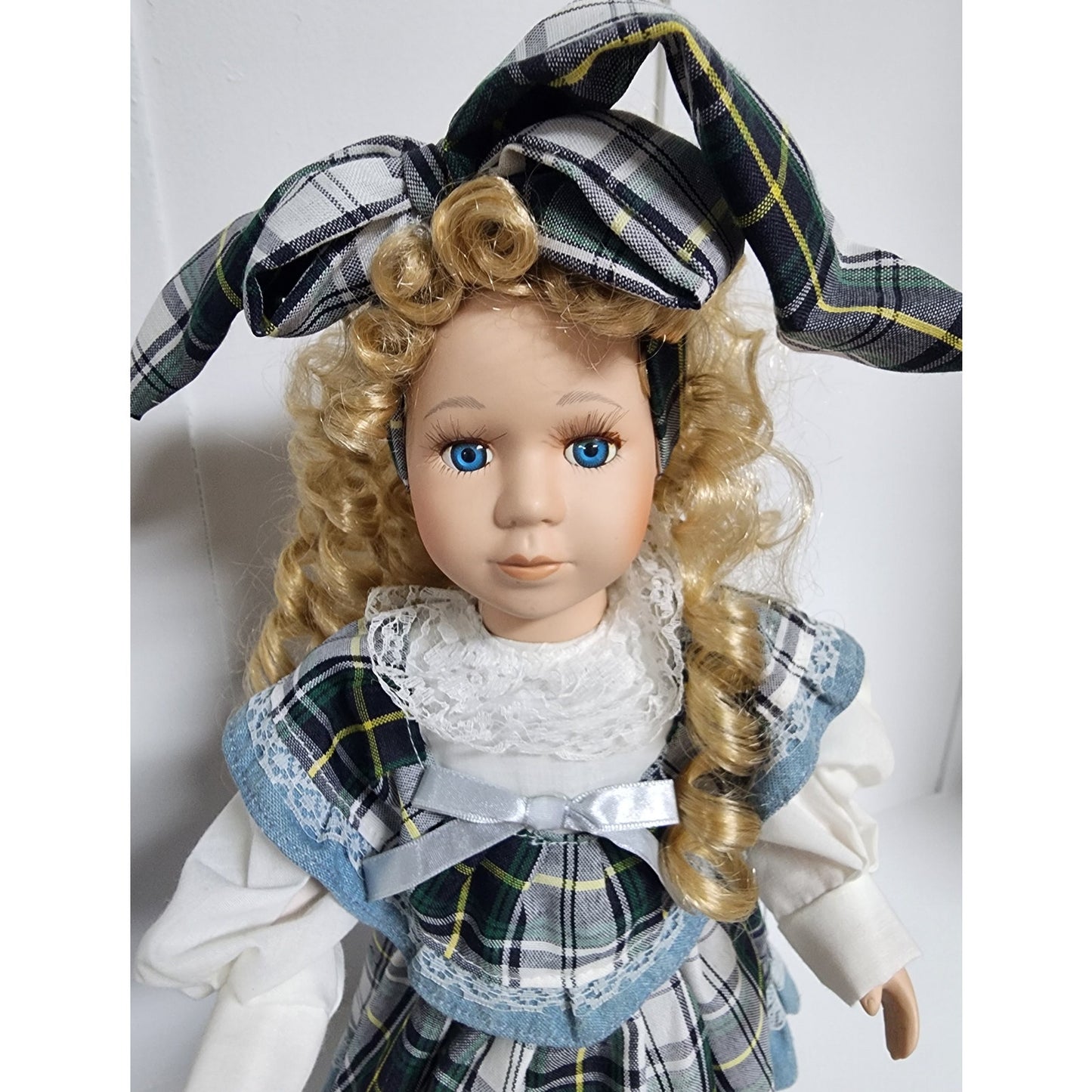 Vintage Tender Heart Treasures Porcelain Doll Plaid Dress Blonde Curls w/ Stand