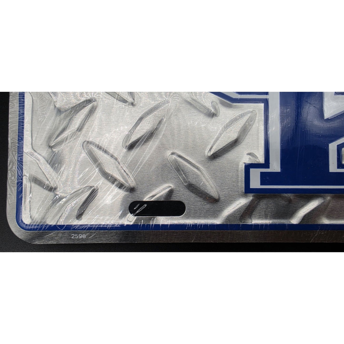Vintage UK Wildcats Metal License Plate 6x12 New Wrap Diamond‑Stamp Licensed