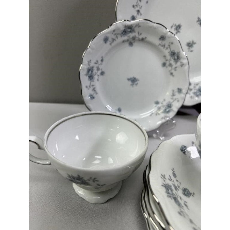 Johann Haviland Bavaria Germany Blue Garland China Set – 16 Pc, Vintage