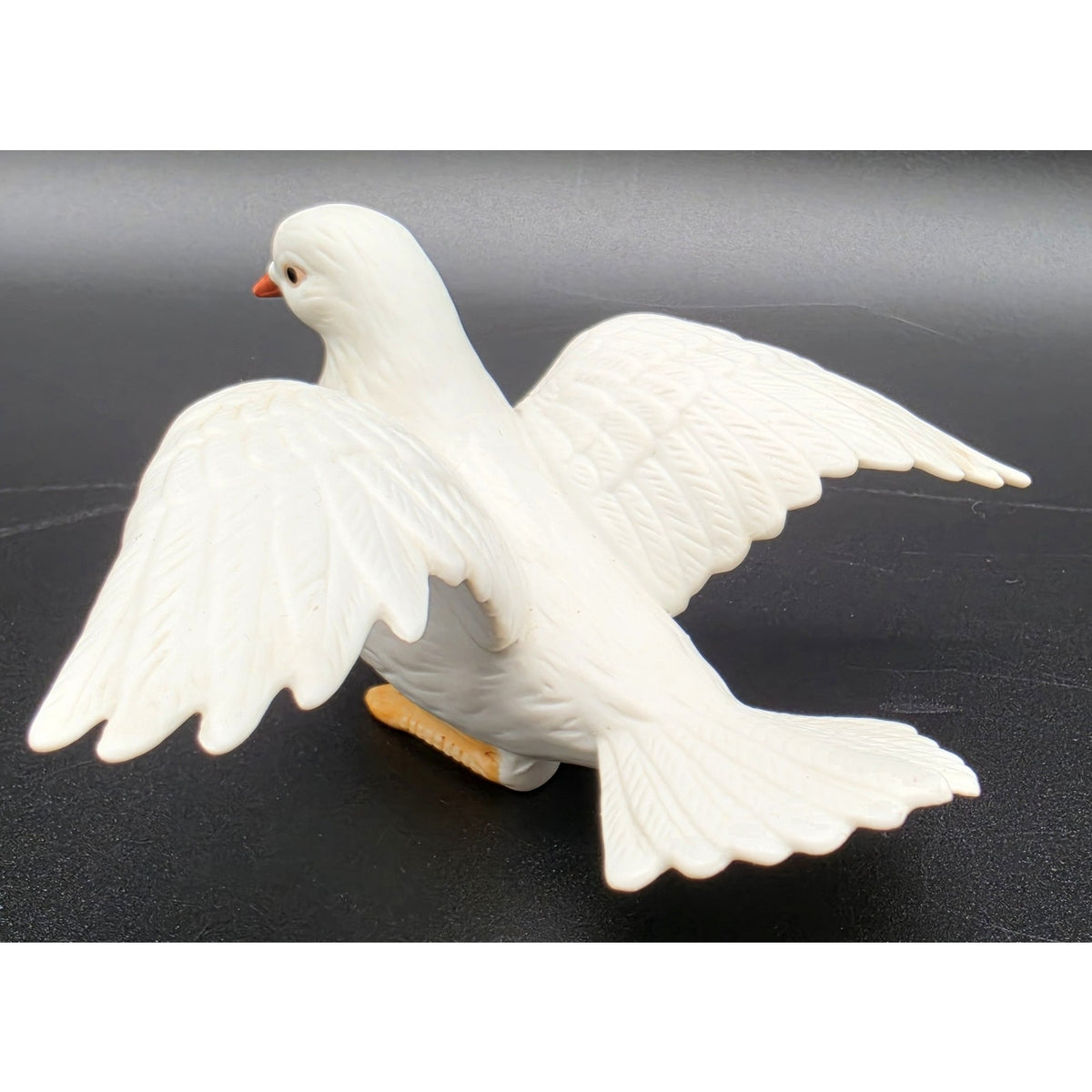 Vintage Homco Porcelain White Doves Pair Figurines #8856 Taiwan Love Birds Set