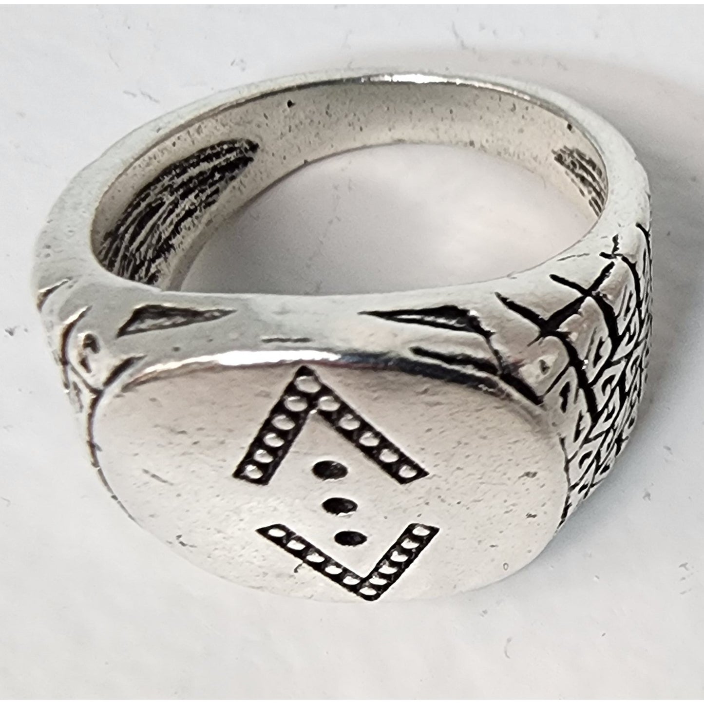 Silver Tone Geometric Ring Size 10.5 with Black Symbolic Design