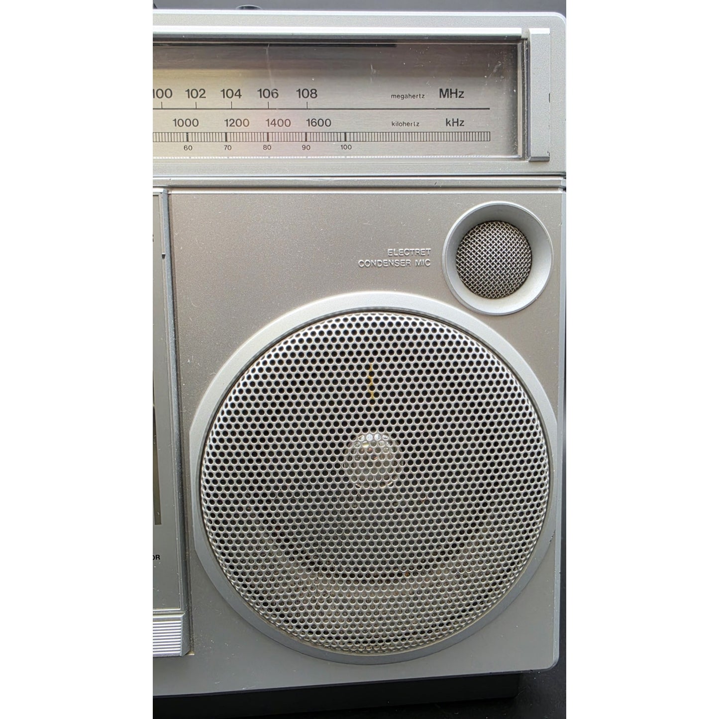 Vintage Montgomery Ward GEN‑3995A Radio Cassette 8‑Track Stereo Tested Boombox