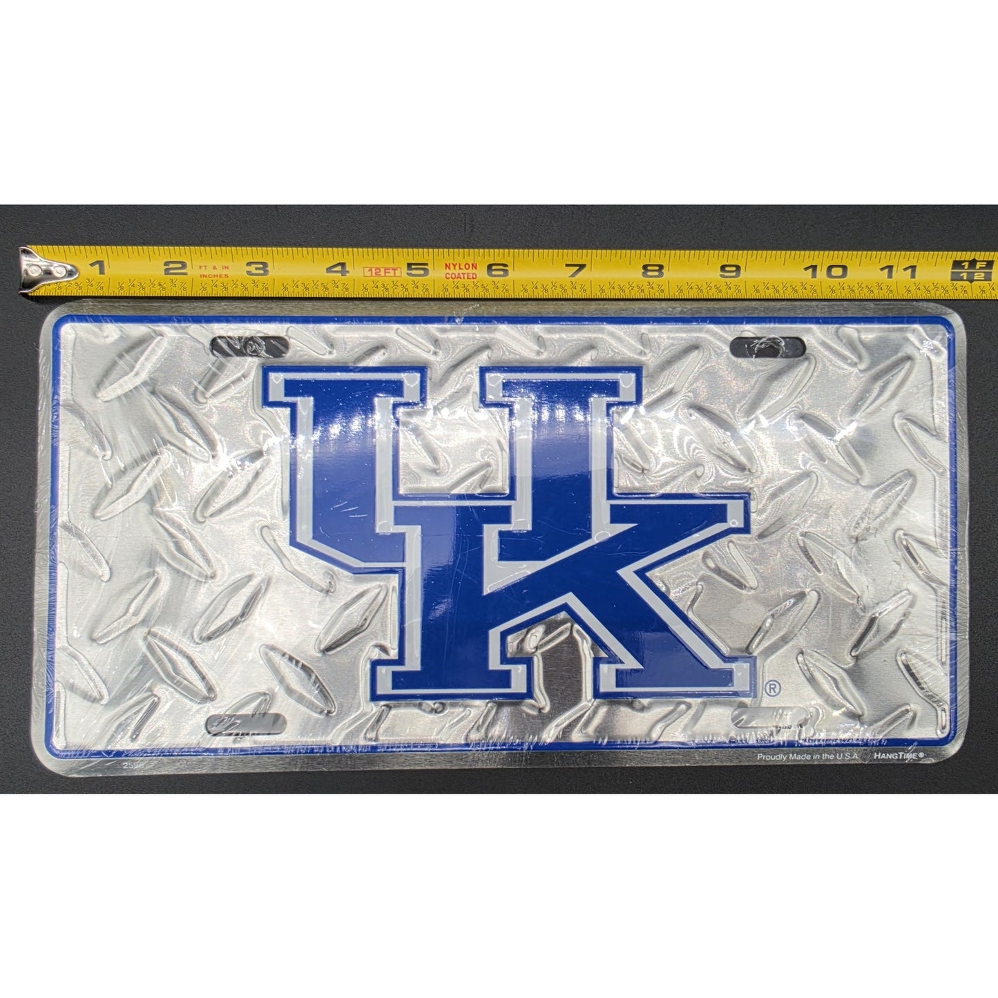 Vintage UK Wildcats Metal License Plate 6x12 New Wrap Diamond‑Stamp Licensed