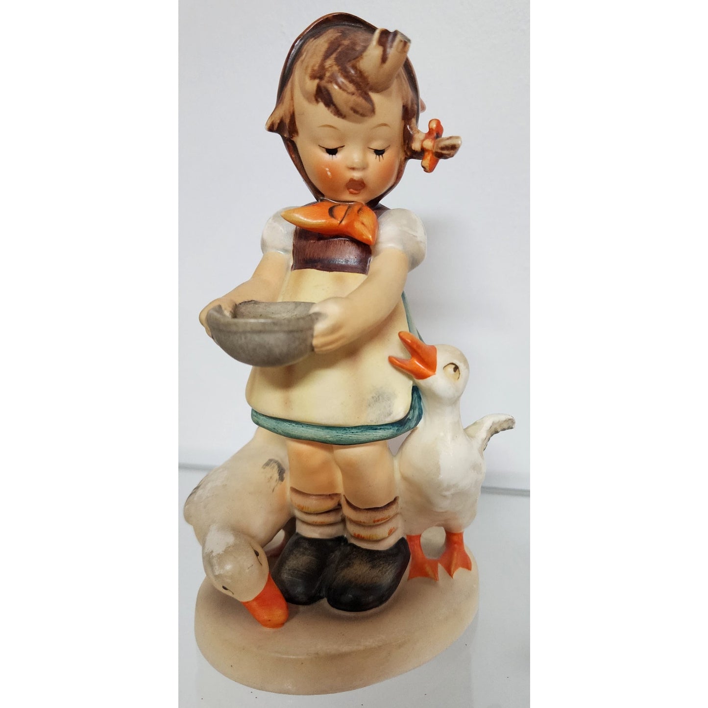 Hummel Goebel Figurine “Be Patient” TMK-2 Full Bee Girl with Ducks 1950s 6.5"
