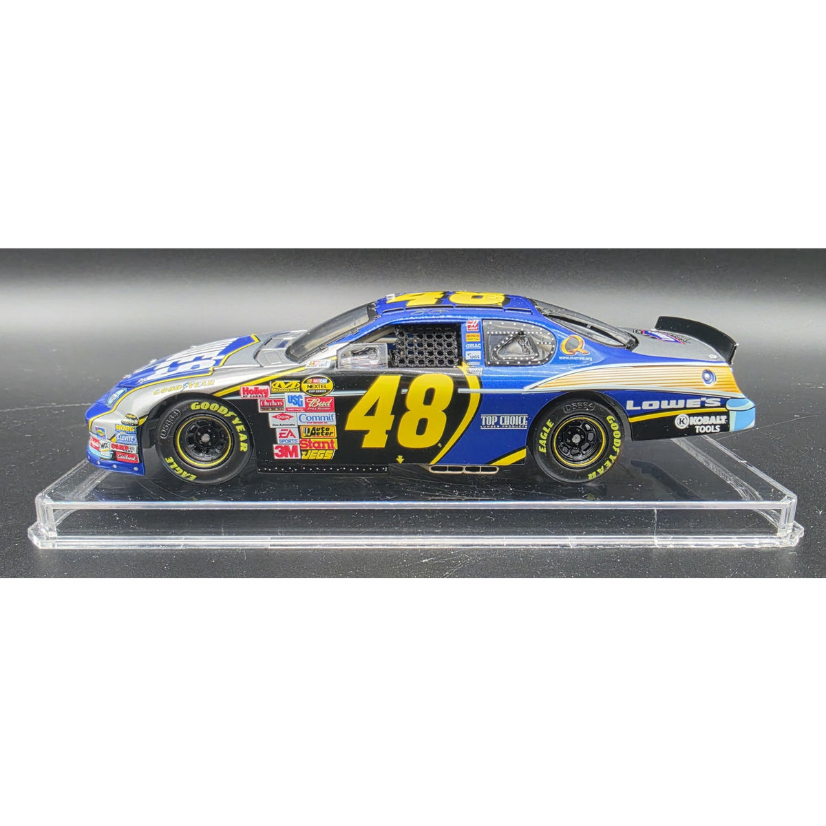 2007 Jimmie Johnson #48 Lowe's '57 Chevy Elite 1:24 Diecast RCCA Owner's Club