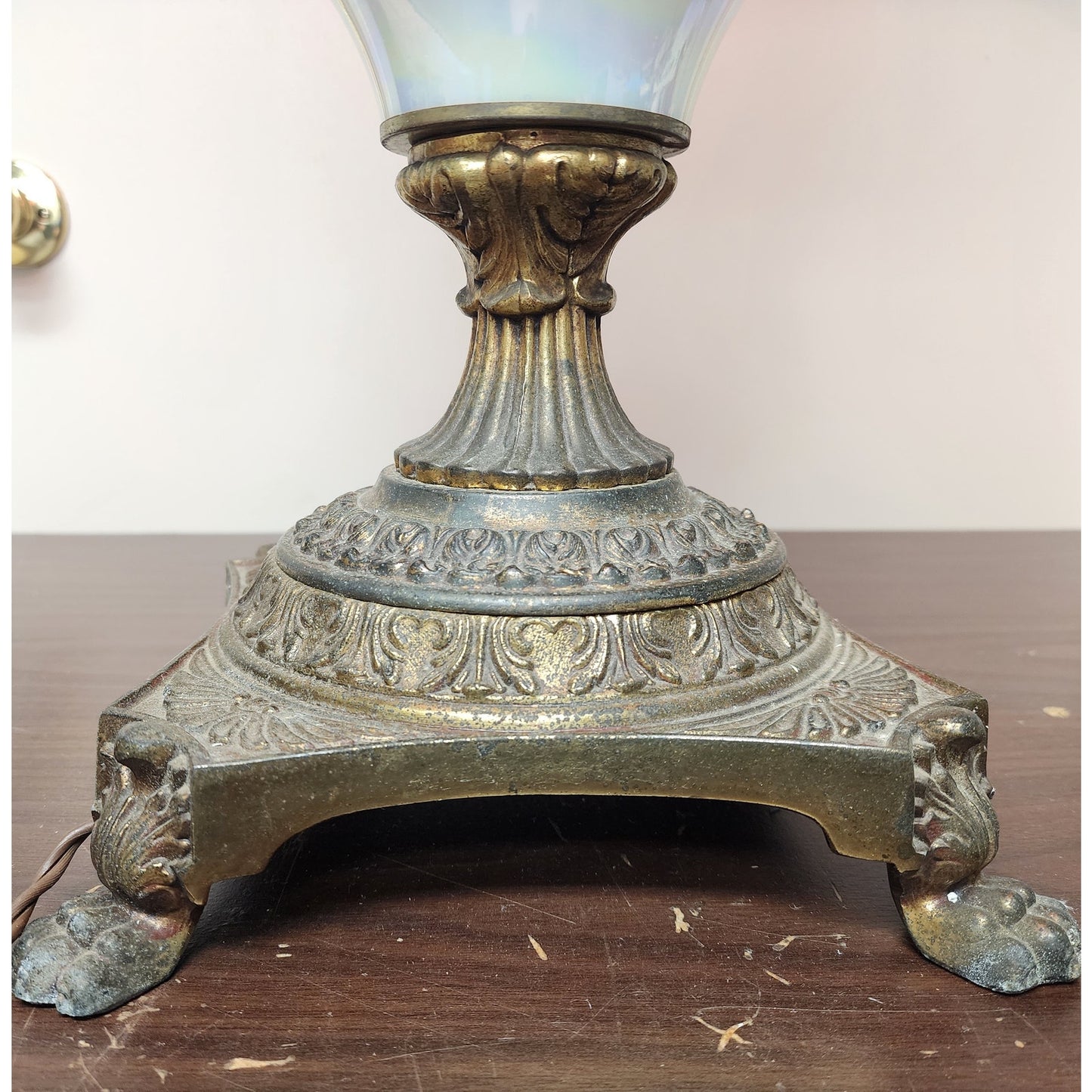 Vintage 41" Claw Foot Lamp White Prismatic Glass Gold Leaves Shade Included