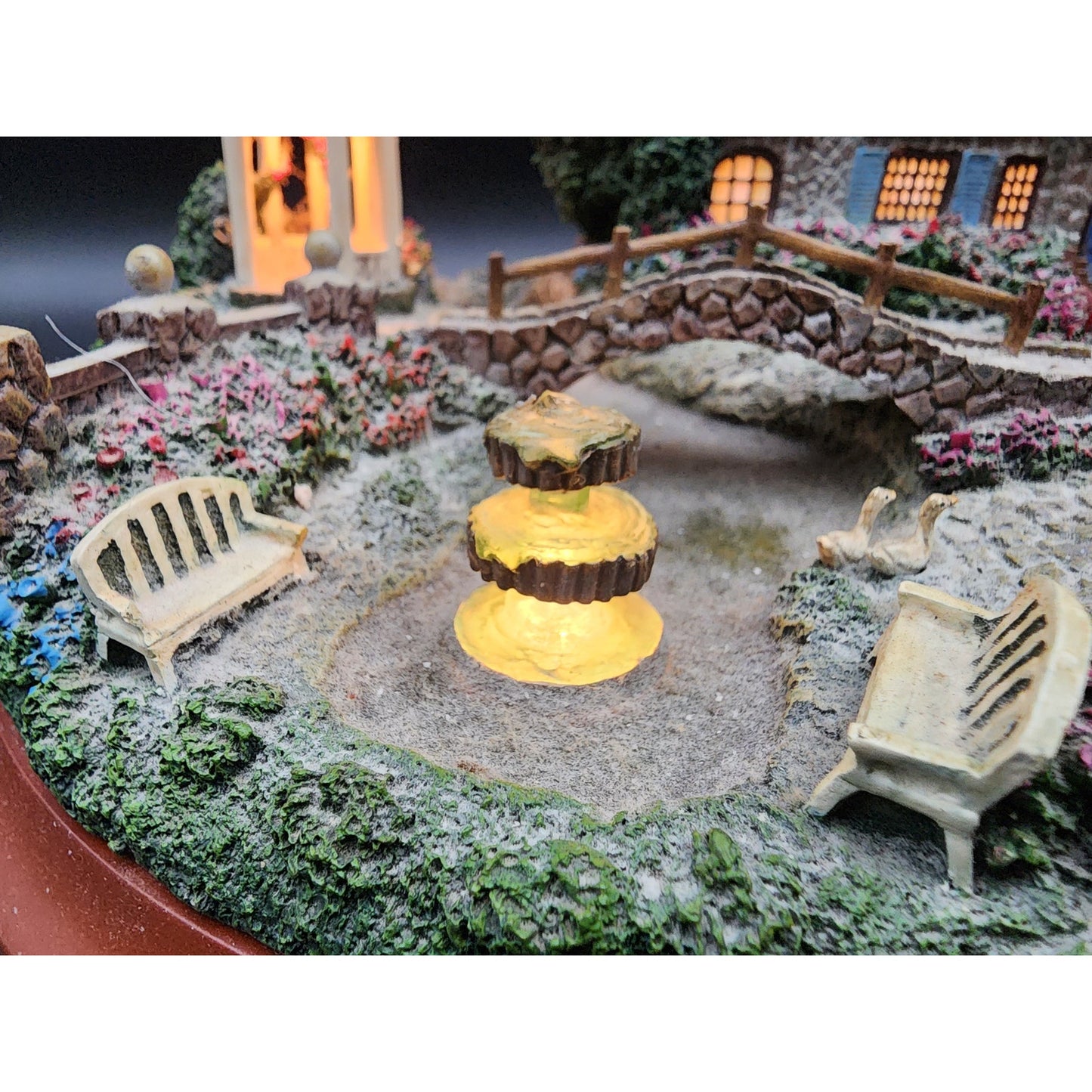 Thomas Kinkade Summer Serenity Masterpiece Village Lighted Sculpture A0083 COA