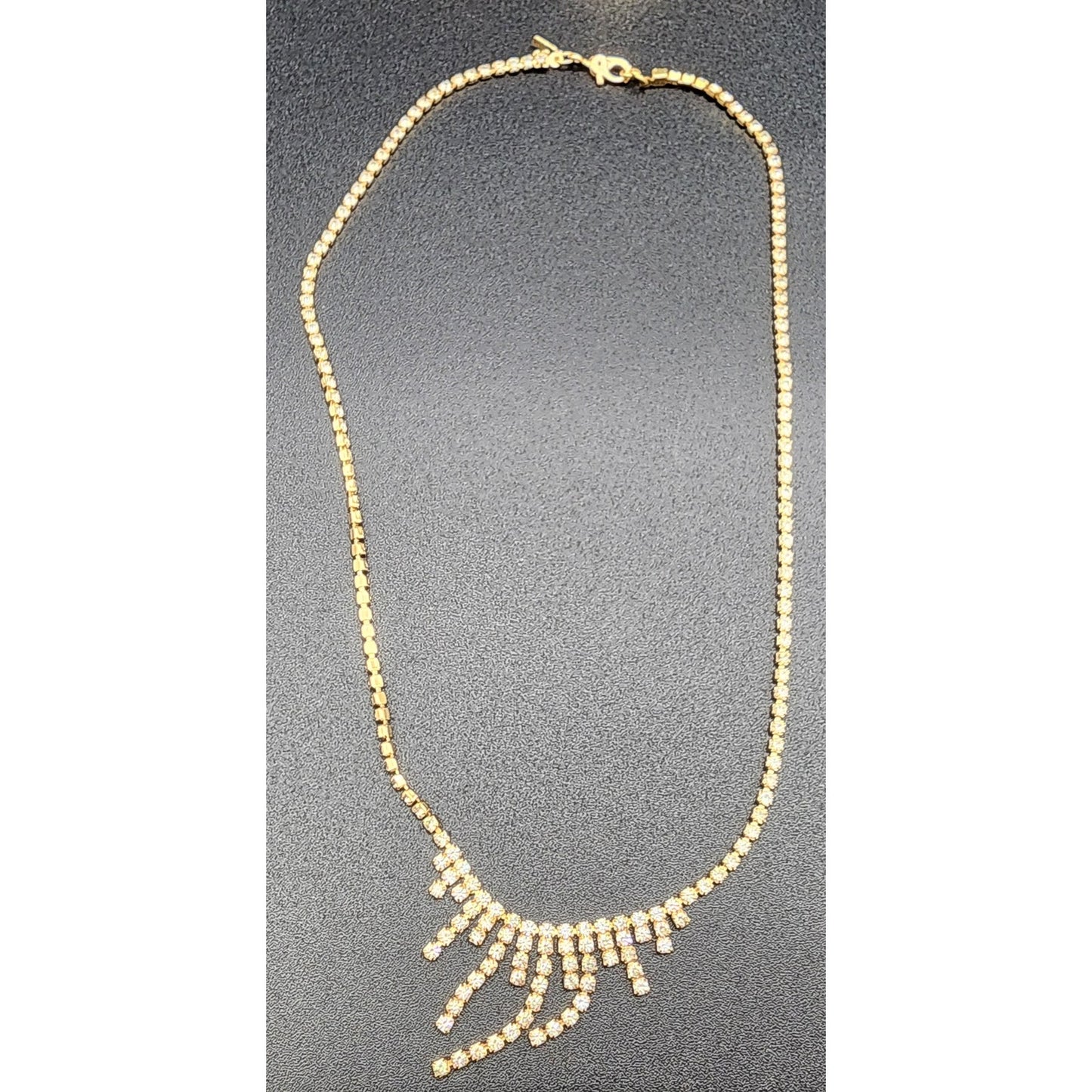 Lot of 4 Vintage Gold Tone Necklaces Mixed Styles Elegant Women’s Jewelry