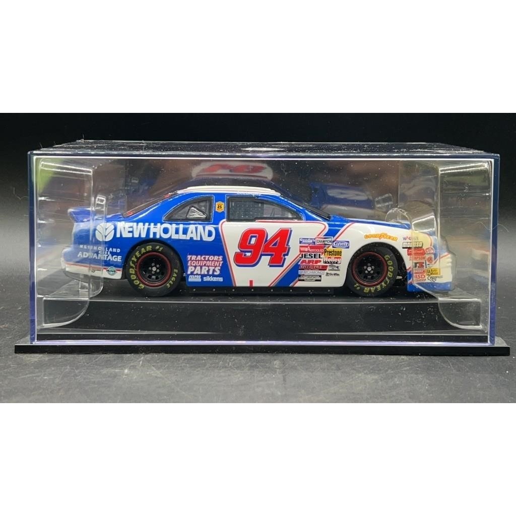Revell Collection 1:24 #94 New Holland 1997 Ford Thunderbird NASCAR Die-Cast COA
