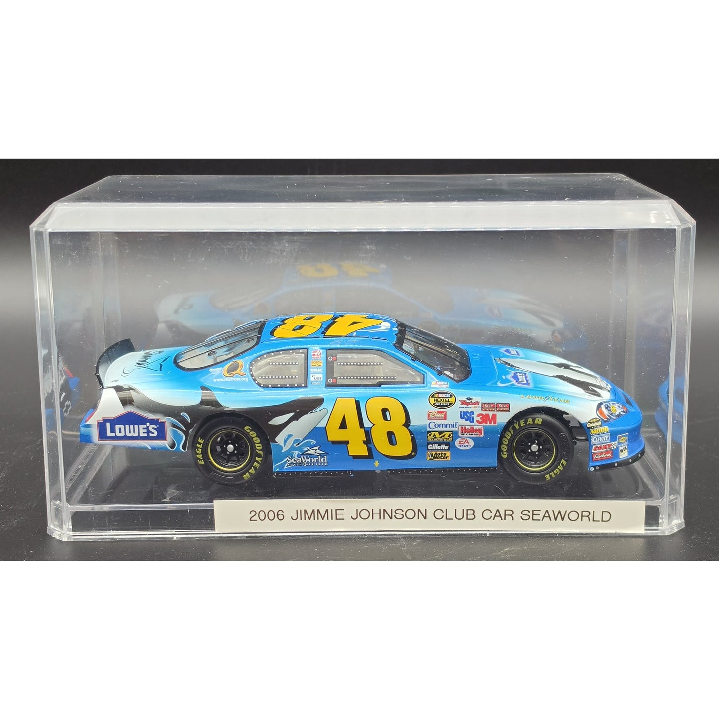 2006 Jimmie Johnson #48 SeaWorld RCCA 1:24 Action Diecast w/ Case & COA
