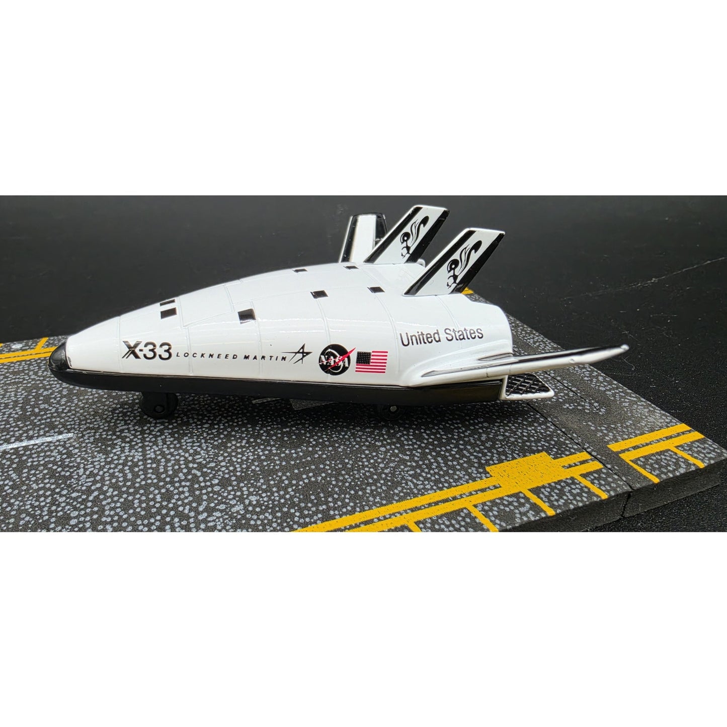 "On the Wings of a Dream” RConely Art & DieCast Space Shuttle Runway Tribute Set