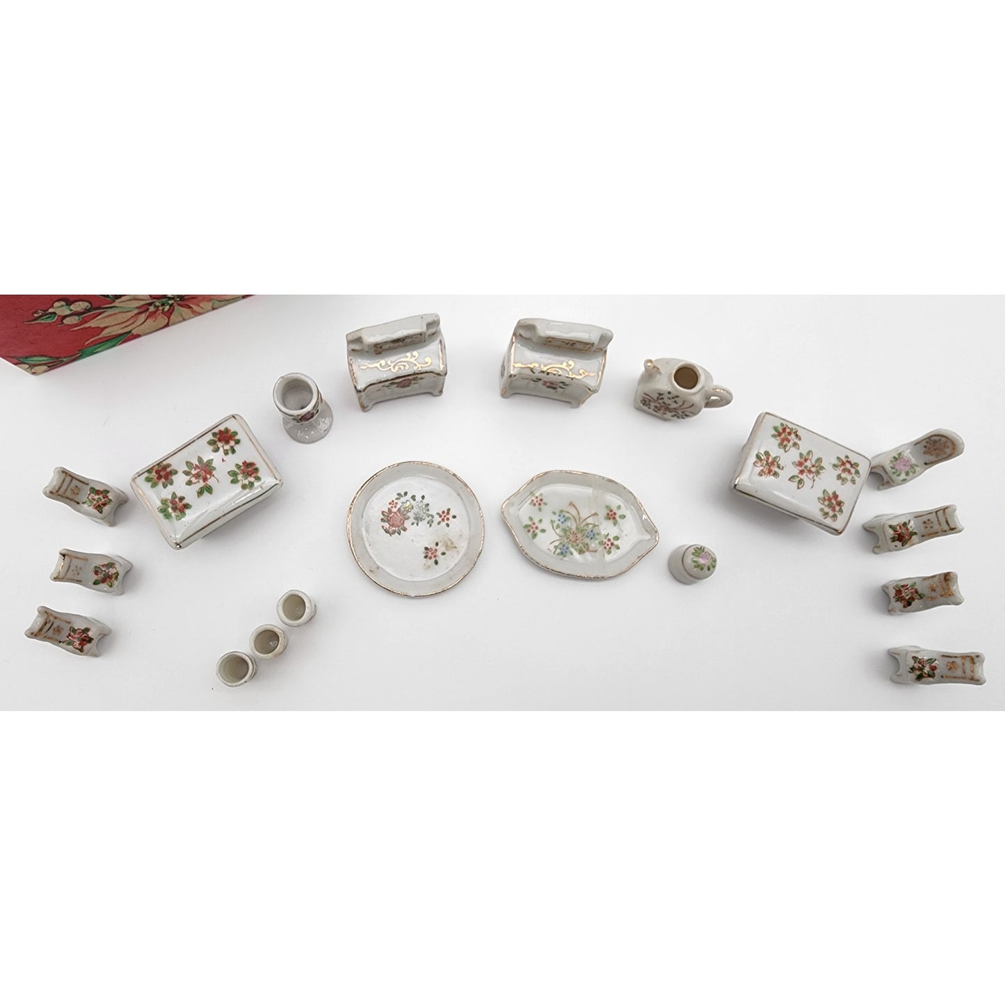 Vintage Porcelain Miniature Dollhouse Furniture Set 19pc Floral 22K Gold Japan