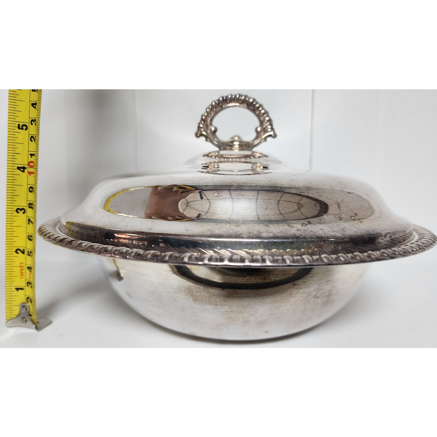 Vintage Wm Rogers Silver Plated Covered Bowl #862 Rope Trim 10.25" Diameter