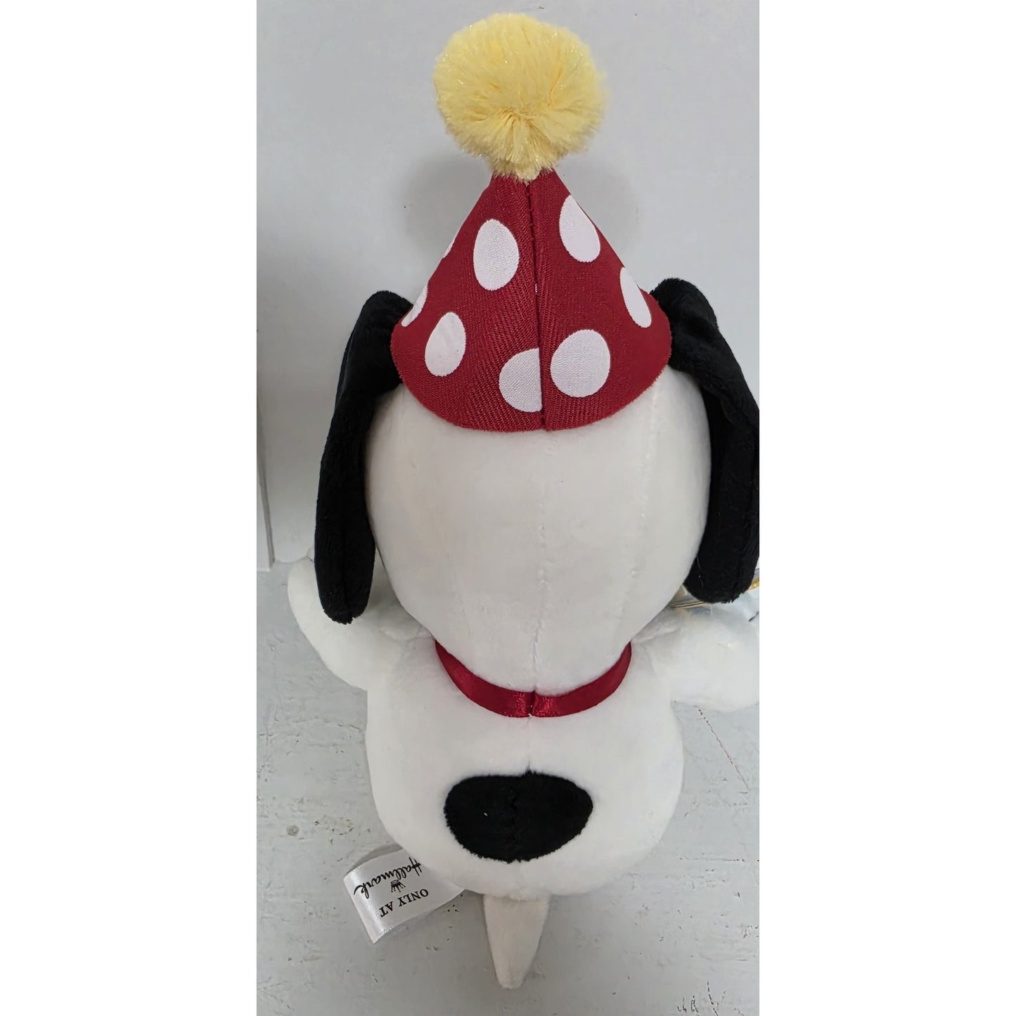 Hallmark Peanuts 2014 Birthday Snoopy Plush – Sound Off, Clean & Adorable