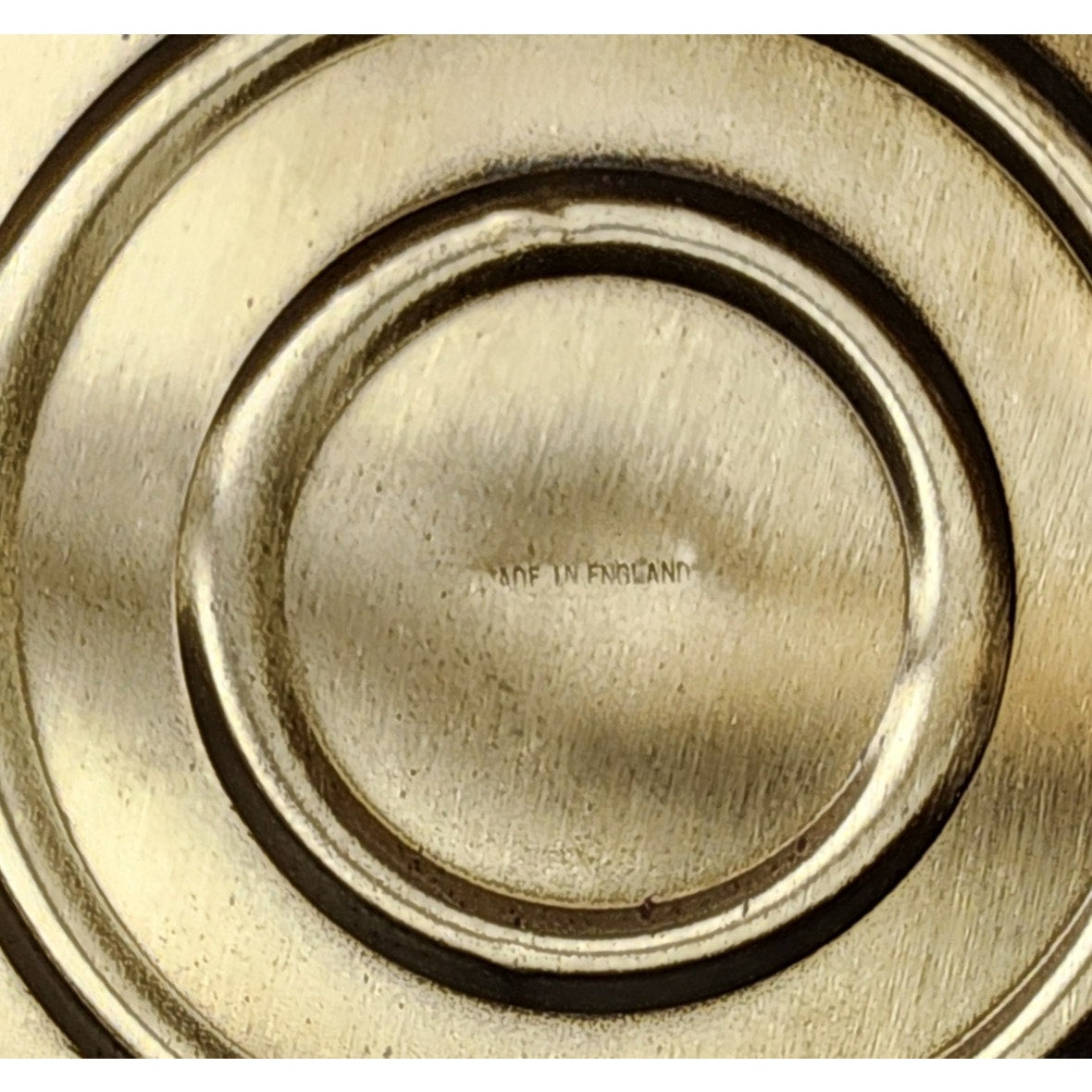 Vtg Pair British Brass Bed Warmers w/ Wooden Handles Pub Bar Scene - England