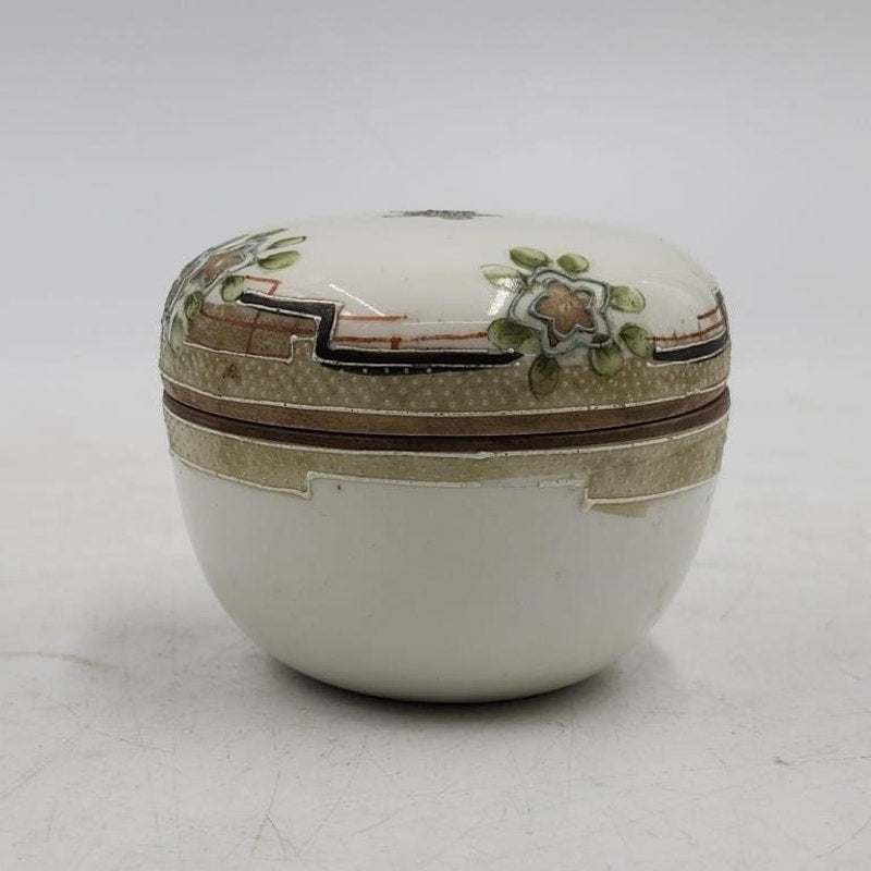 2 Vintage Chinese Famille Noire Porcelain Bowls & Vintage Nippon Two Piece Hand Painted Trinket Bowl