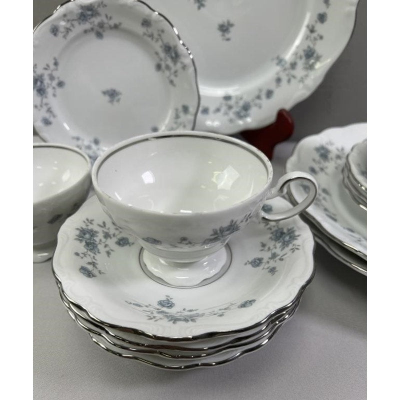 Johann Haviland Bavaria Germany Blue Garland China Set – 16 Pc, Vintage